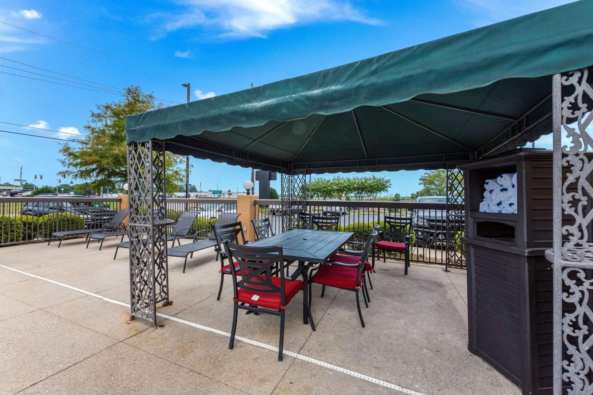 Comfort Suites Monroe gallery photo in Monroe, LA — image 58