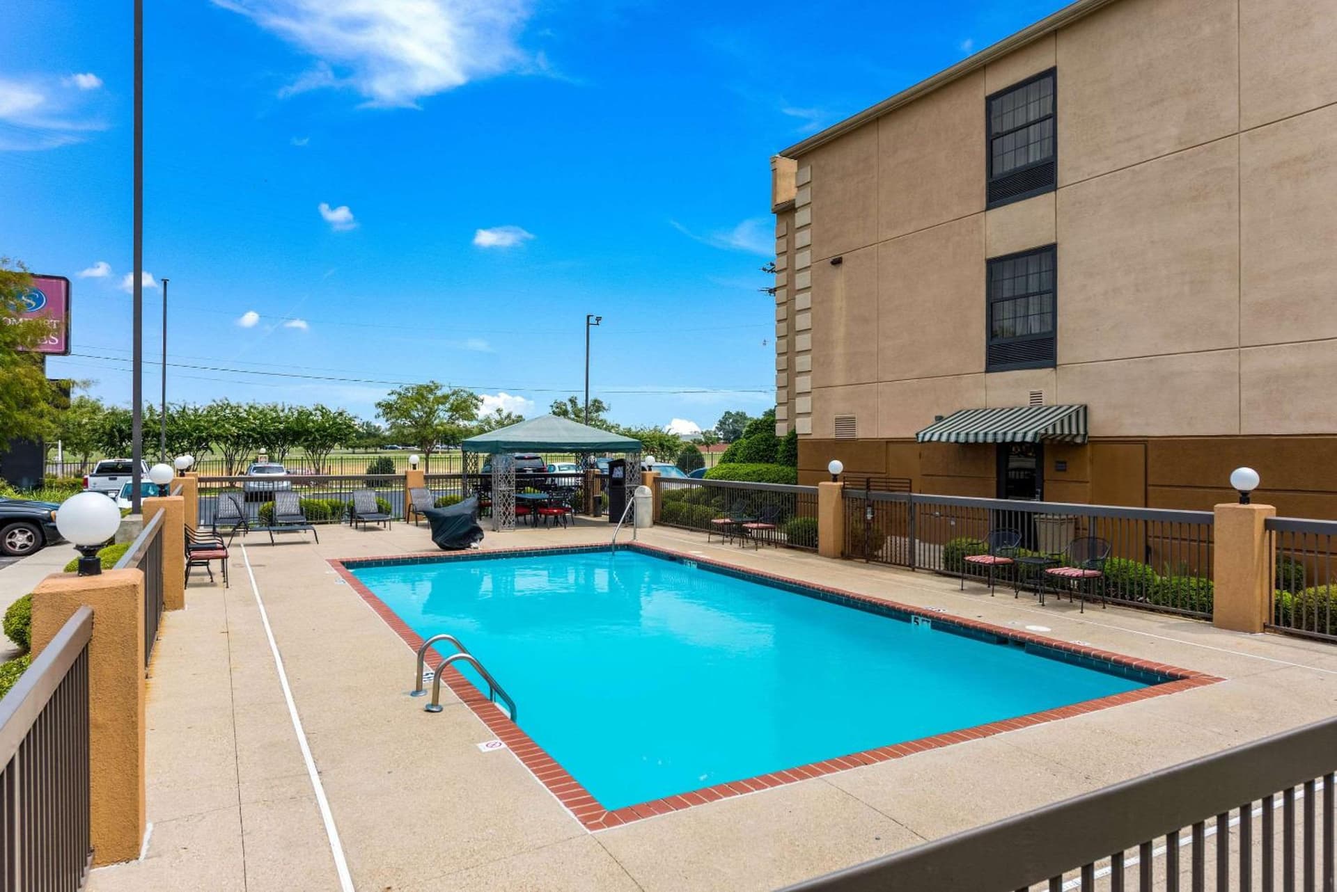 Comfort Suites Monroe gallery photo in Monroe, LA — image 43