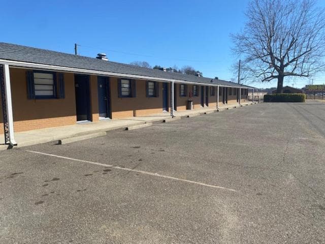 Andy Griffith Parkway Inn interior in Mount Airy, NC — gallery photo 2