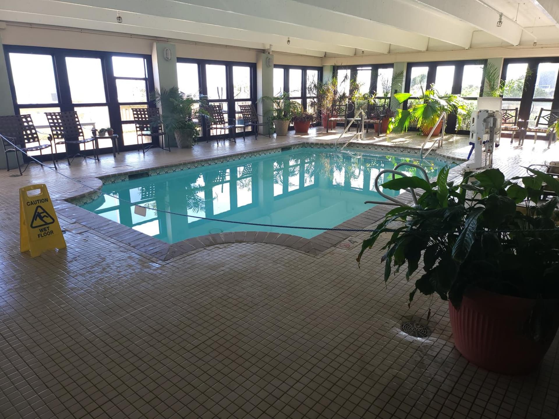 Capes Hotel gallery photo in Virginia Beach, VA — image 12