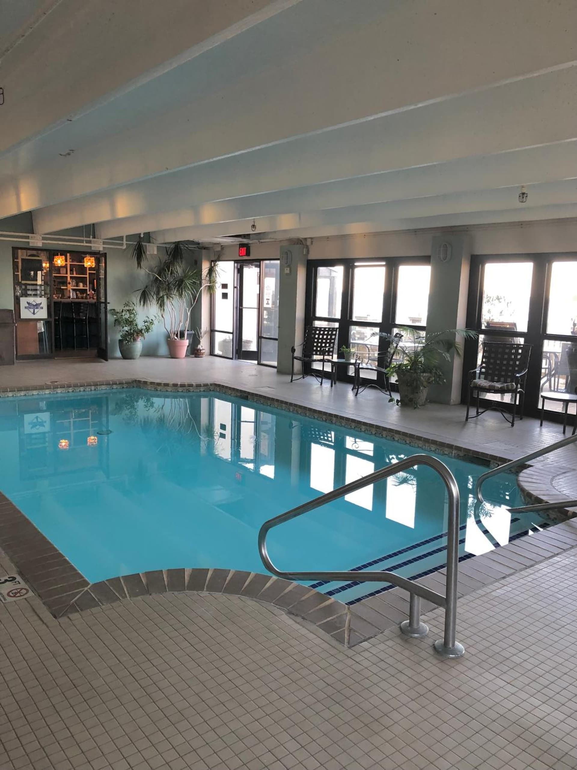 Capes Hotel gallery photo in Virginia Beach, VA — image 4