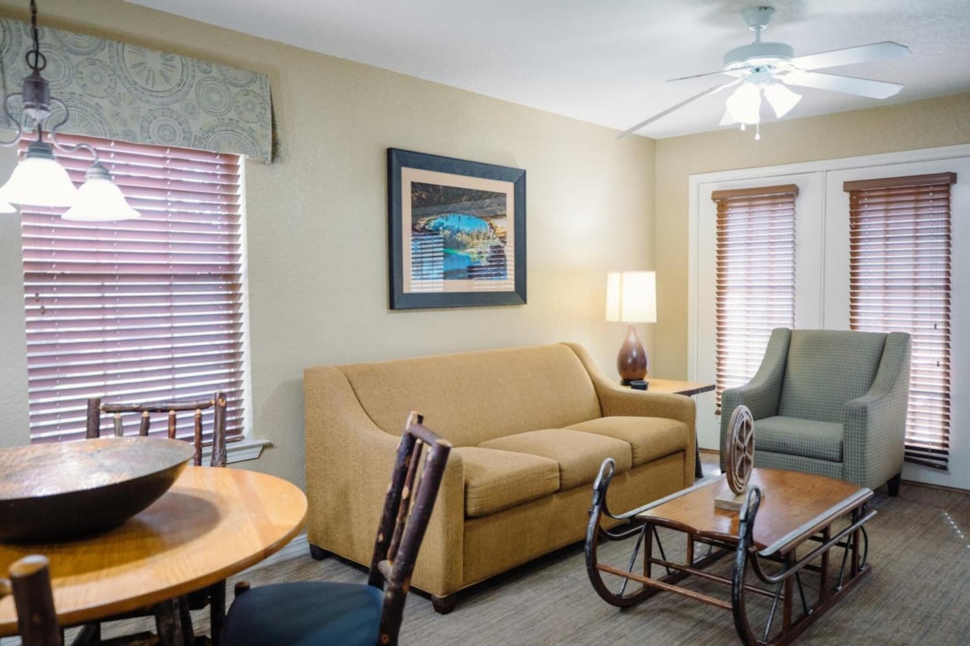 Holiday Inn Club Vacations Hill Country Resort at Canyon Lake gallery photo in Canyon Lake, TX — image 53