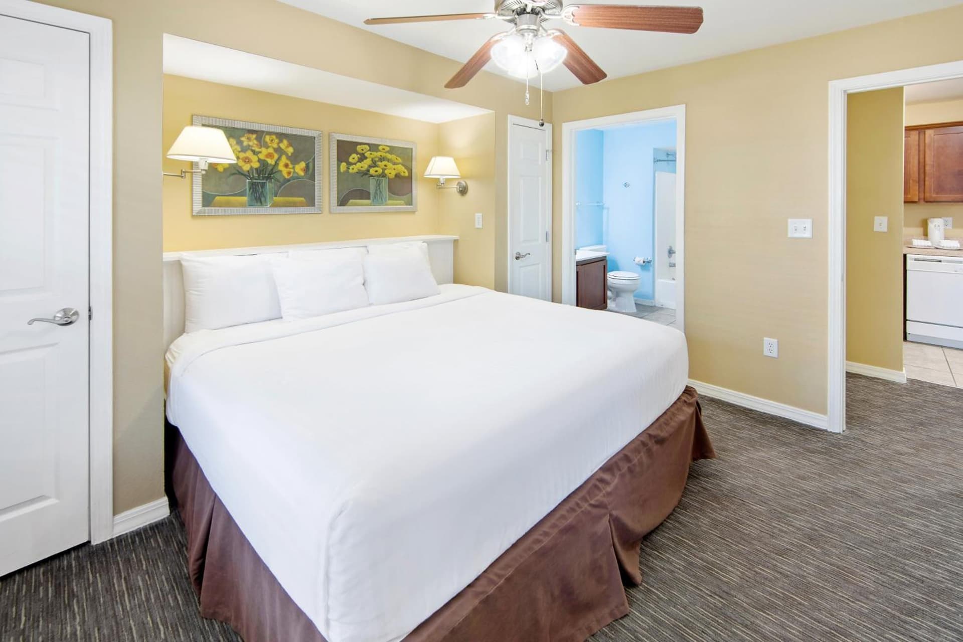 Holiday Inn Club Vacations Hill Country Resort at Canyon Lake gallery photo in Canyon Lake, TX — image 64