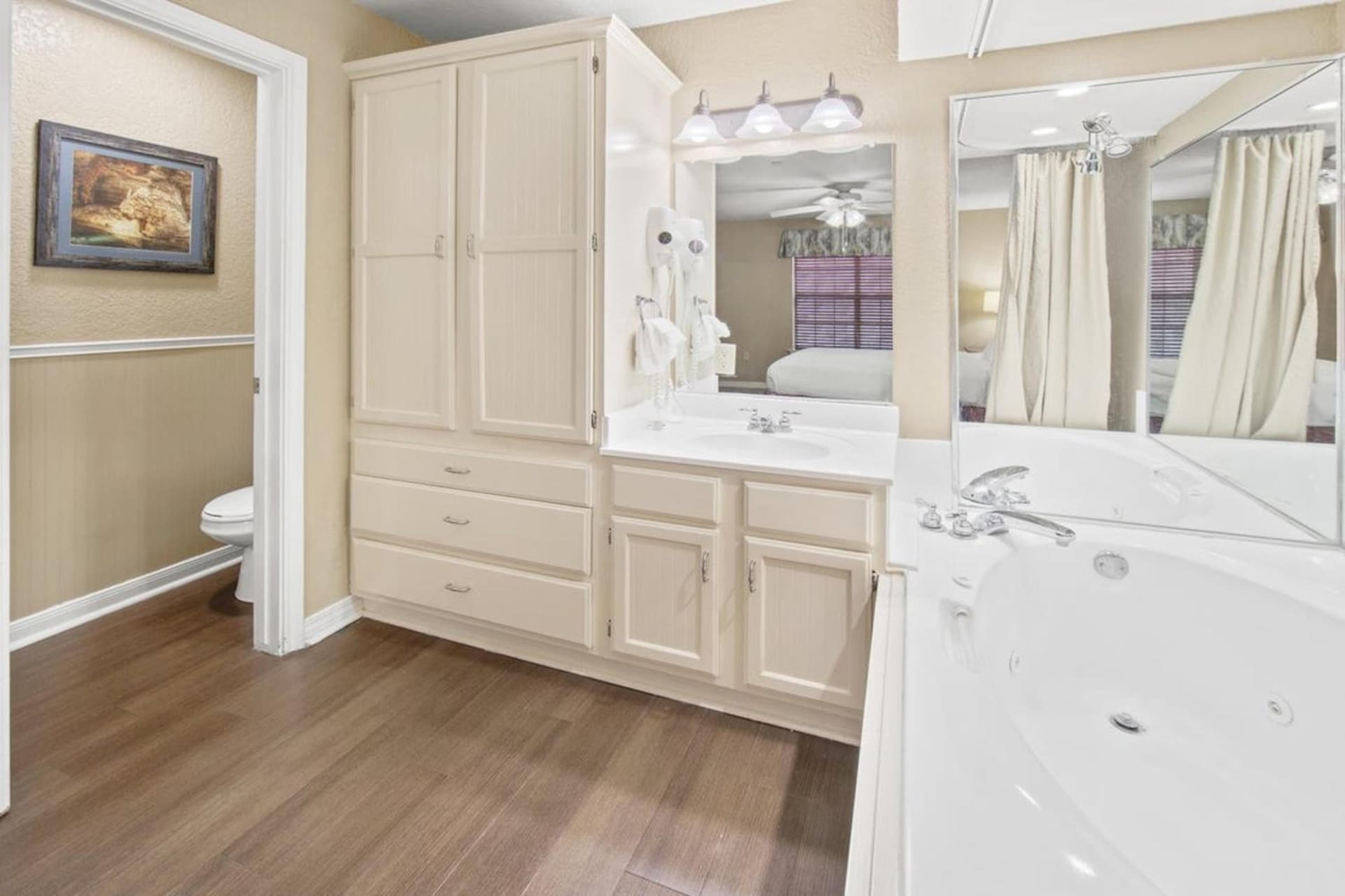 Holiday Inn Club Vacations Hill Country Resort at Canyon Lake gallery photo in Canyon Lake, TX — image 47