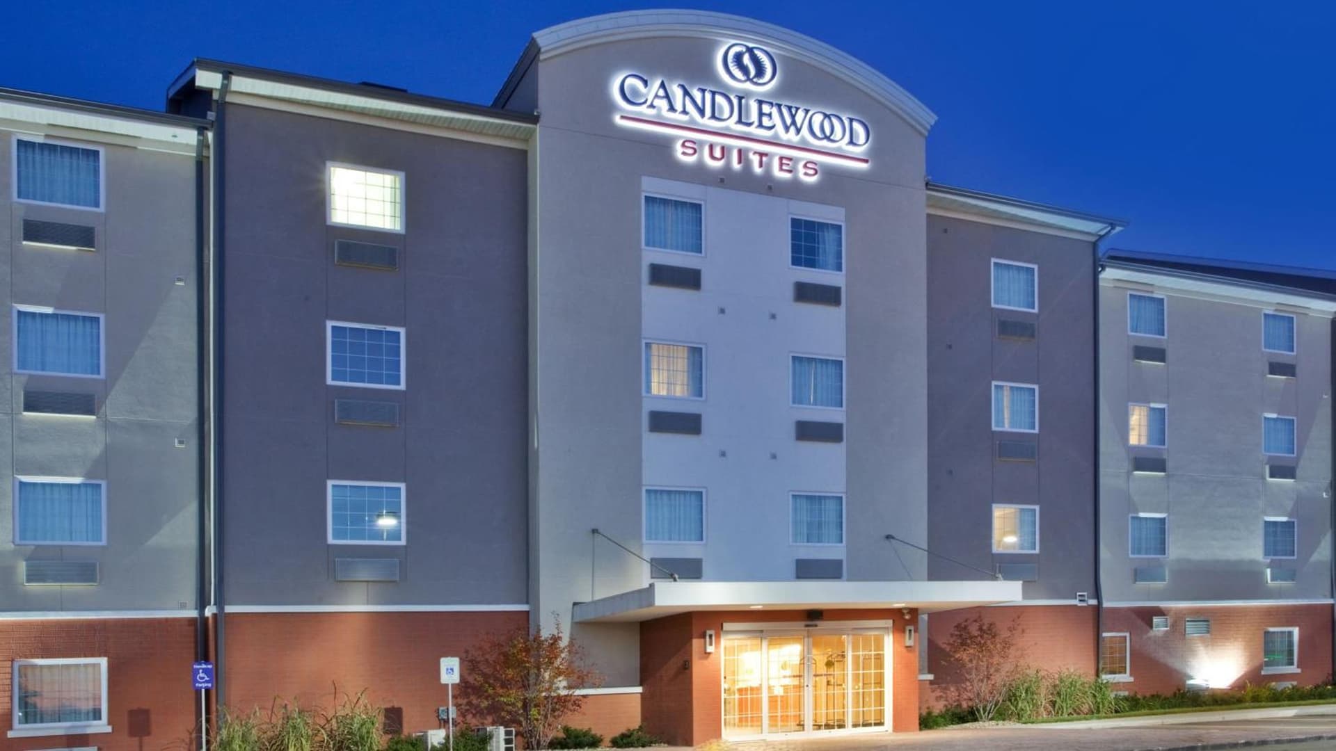 Candlewood Suites Kalamazoo by IHG gallery photo in Kalamazoo, MI — image 35
