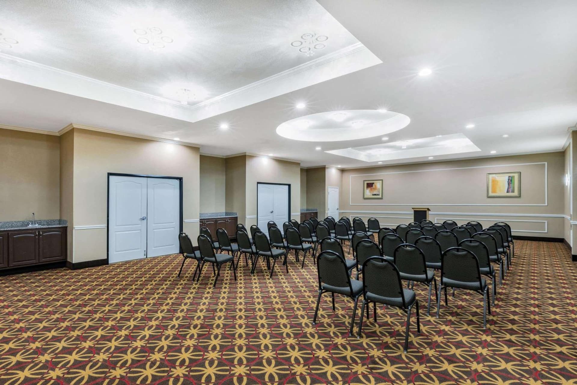 La Quinta by Wyndham Garland Harbor Point gallery photo in Garland, TX — image 32