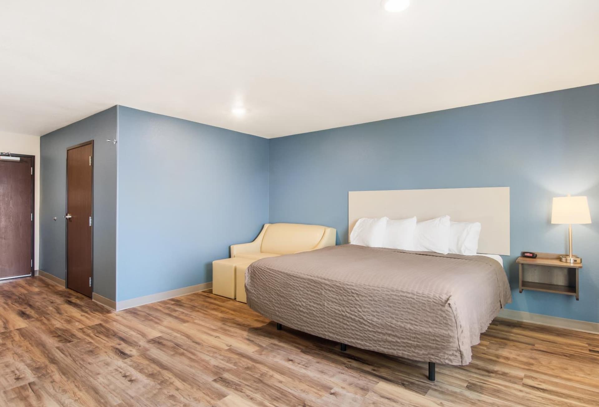 WoodSpring Suites Thornton-North Denver gallery photo in Thornton, CO — image 10