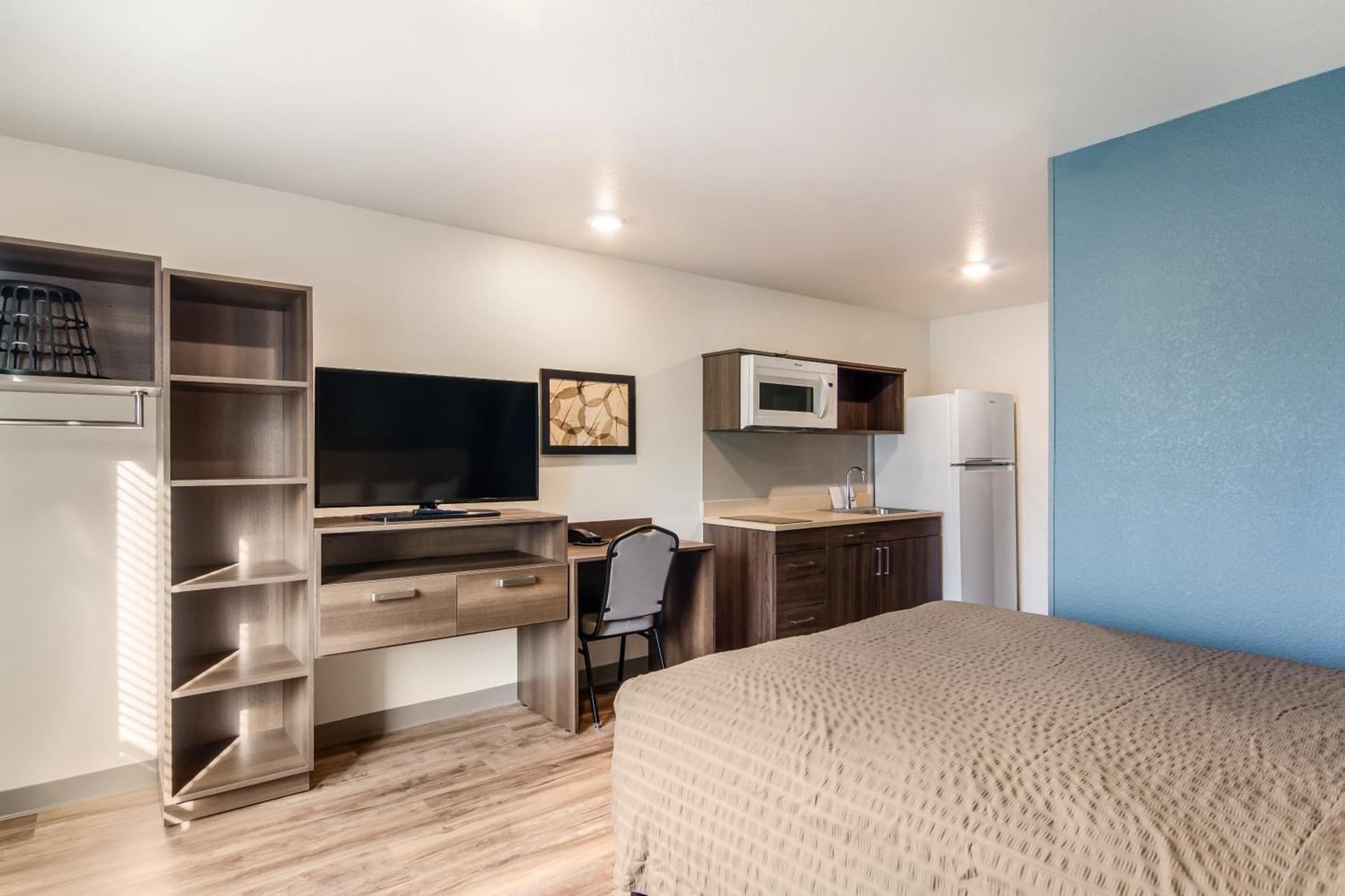 WoodSpring Suites Thornton-North Denver gallery photo in Thornton, CO — image 29