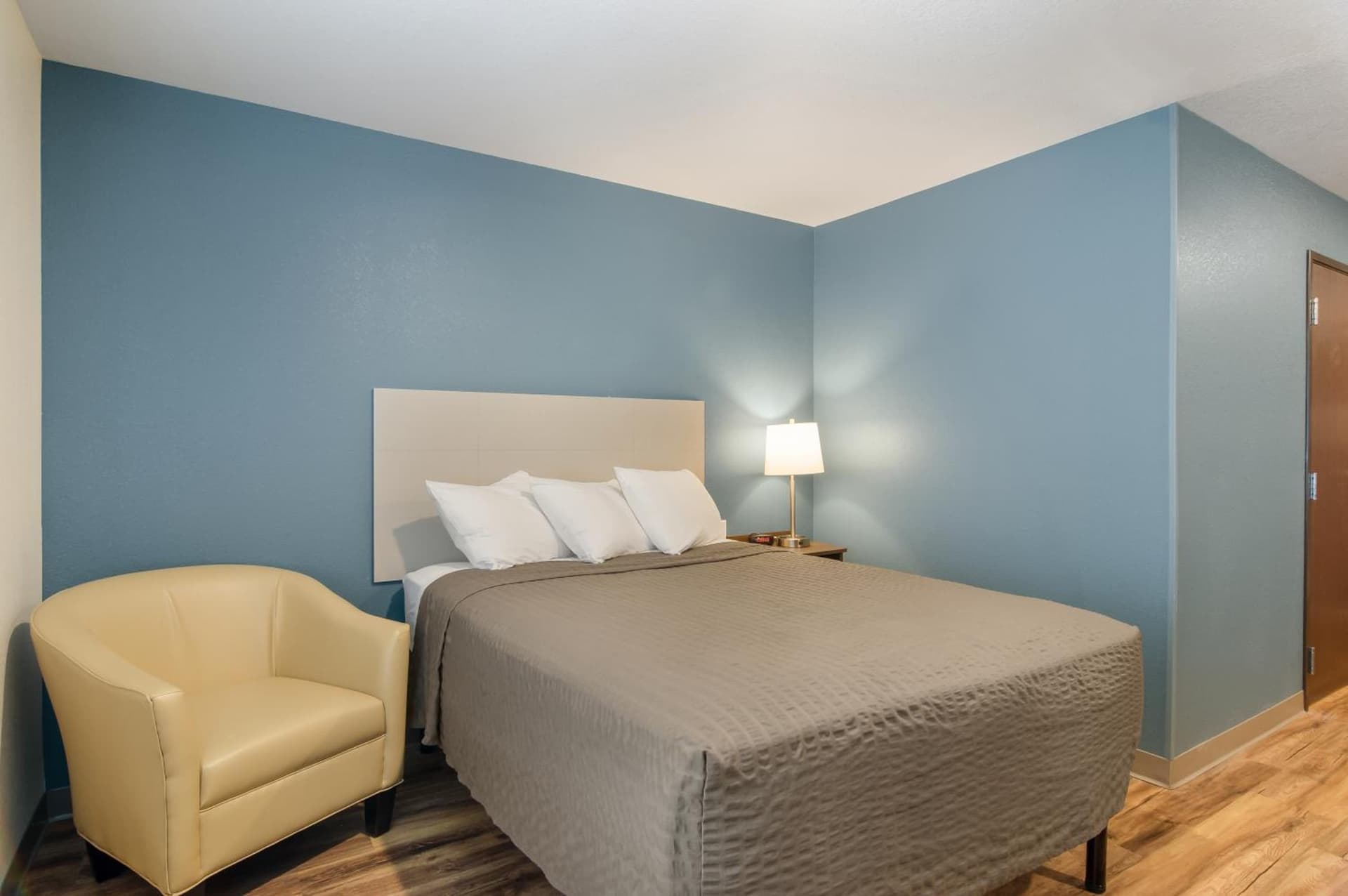 WoodSpring Suites Thornton-North Denver gallery photo in Thornton, CO — image 11