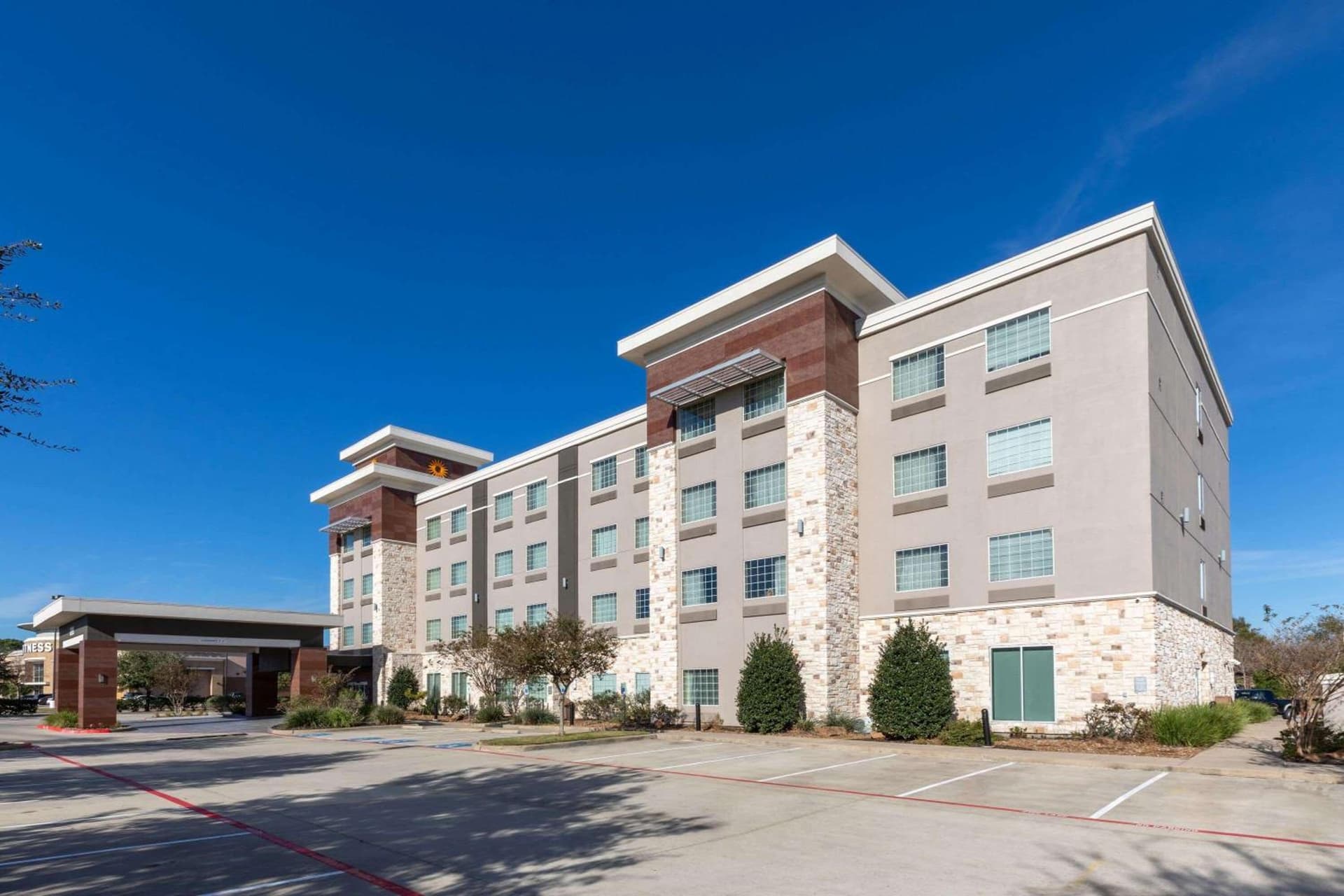 La Quinta by Wyndham Houston NW Beltway8/WestRD interior in Houston, TX — gallery photo 2