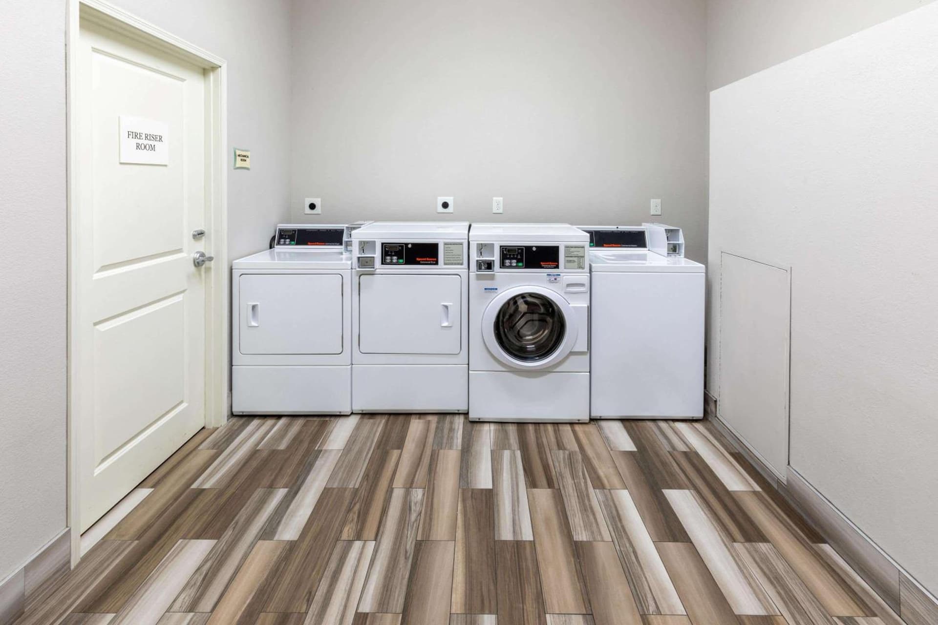 La Quinta by Wyndham Houston NW Beltway8/WestRD gallery photo in Houston, TX — image 37