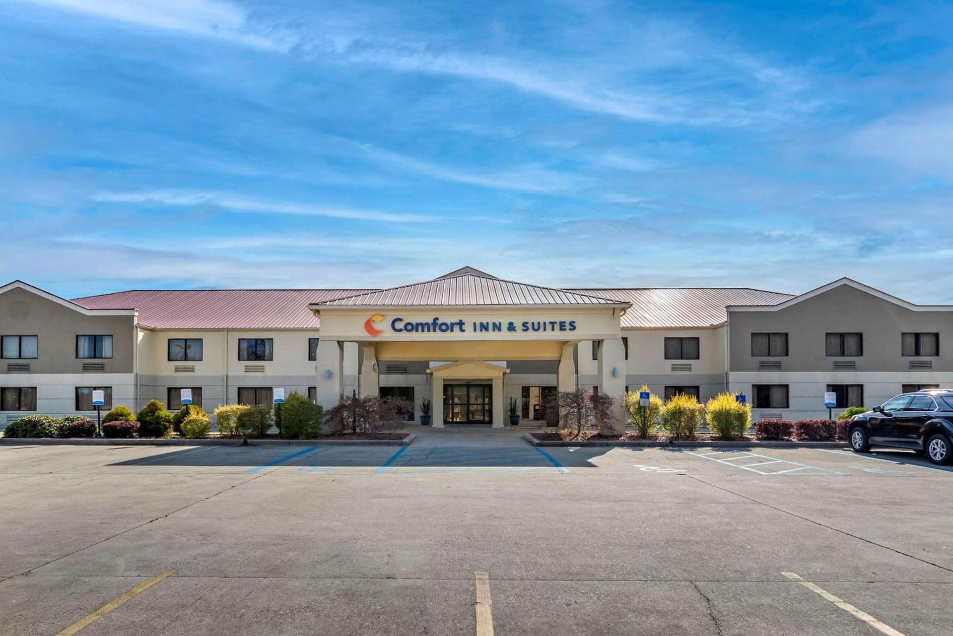 Comfort Inn & Suites Leeds I-20 interior in Leeds, AL — gallery photo 2