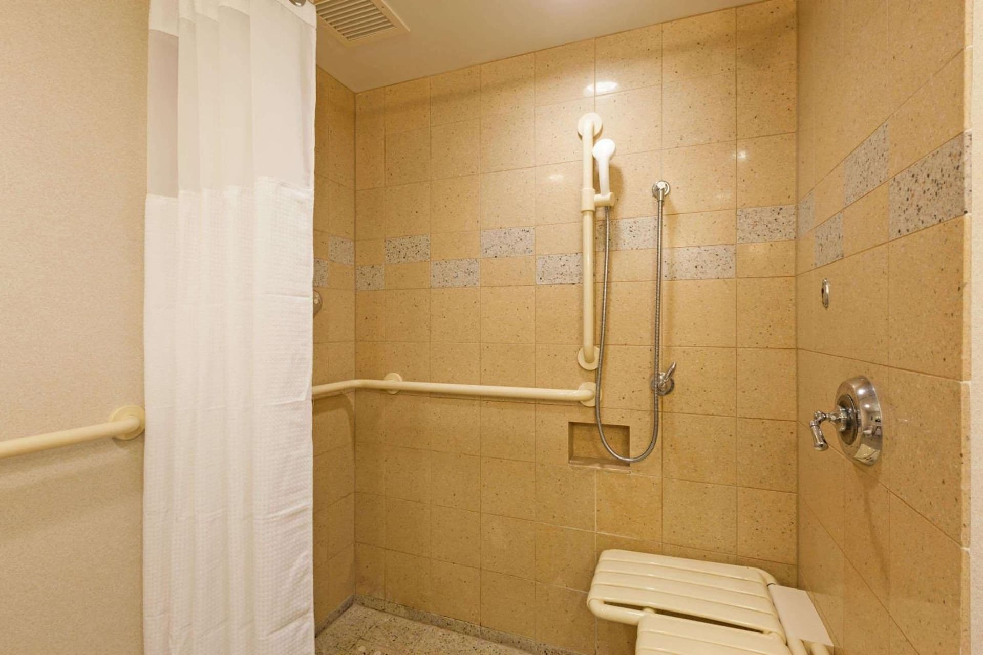 Wyndham Grand Pittsburgh gallery photo in Pittsburgh, PA — image 56