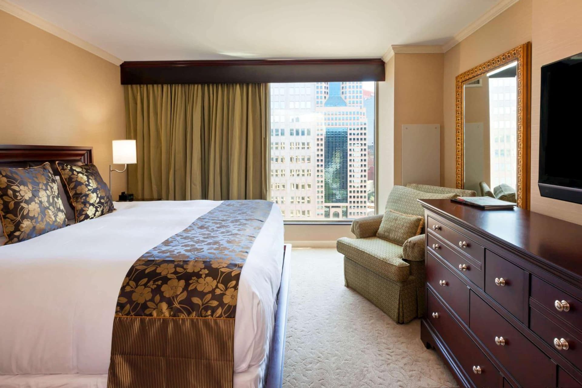 Wyndham Grand Pittsburgh gallery photo in Pittsburgh, PA — image 11