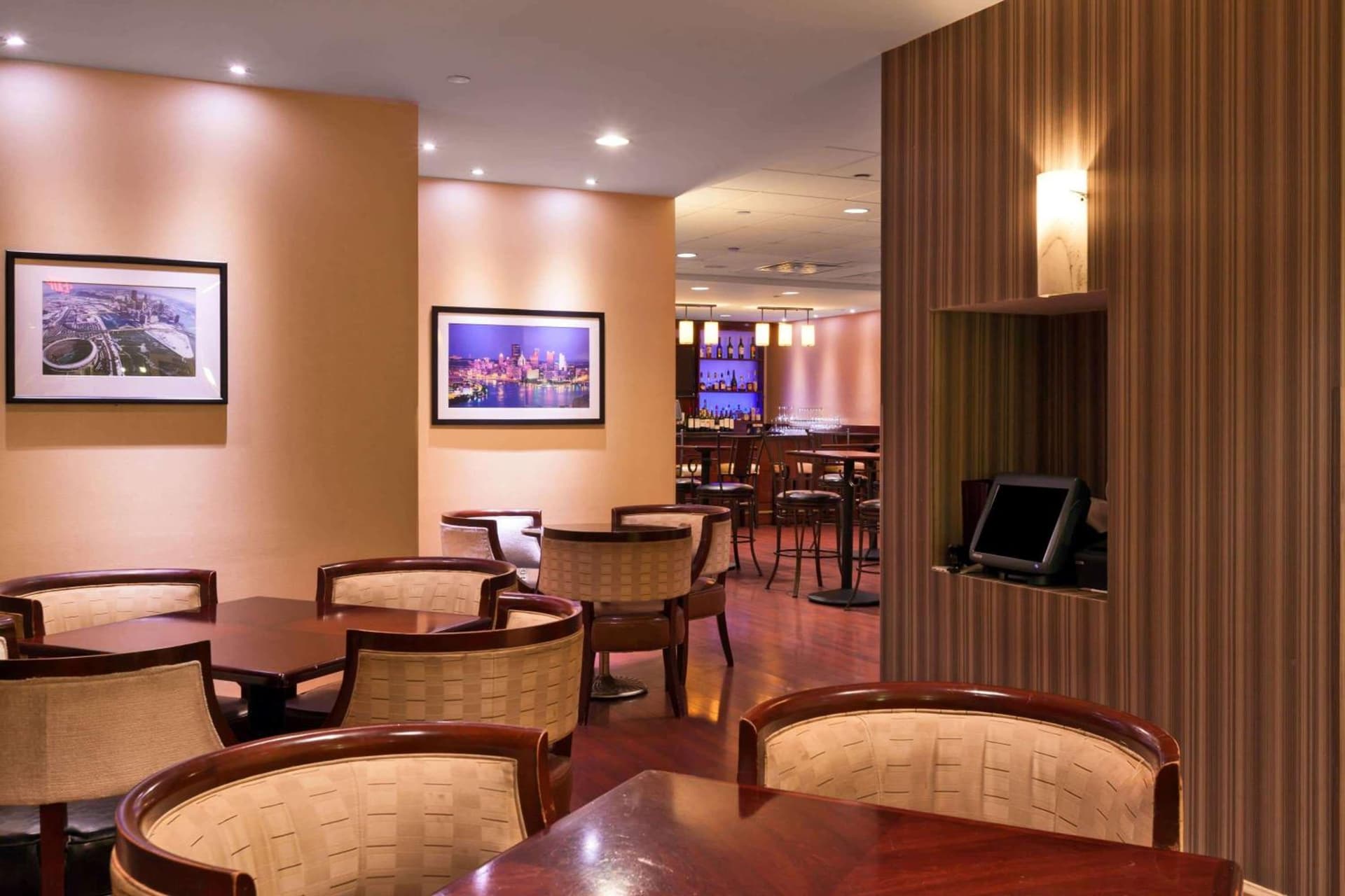 Wyndham Grand Pittsburgh gallery photo in Pittsburgh, PA — image 32