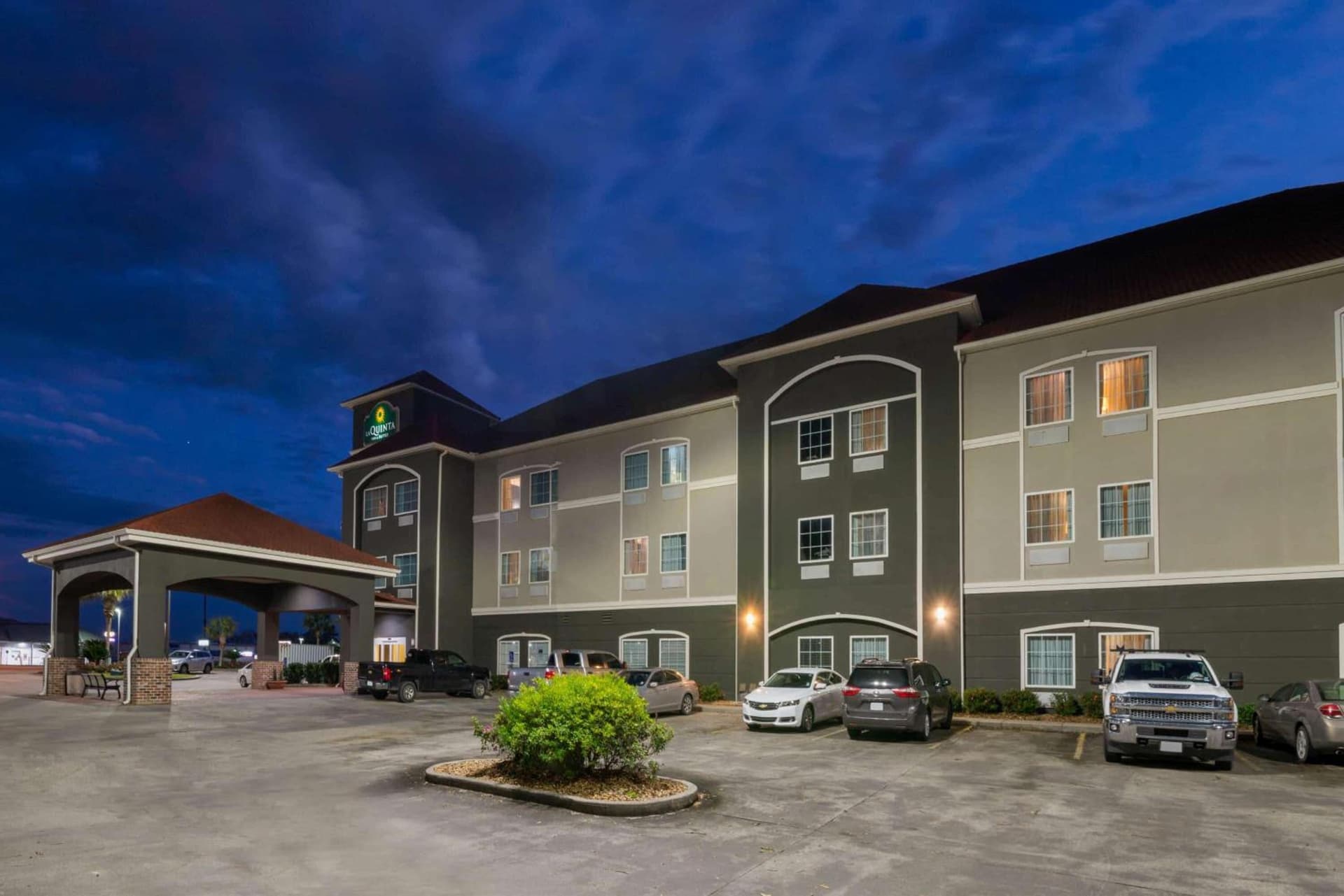 La Quinta Inn & Suites by Wyndham Broussard - Lafayette Area gallery photo in Broussard, LA — image 25
