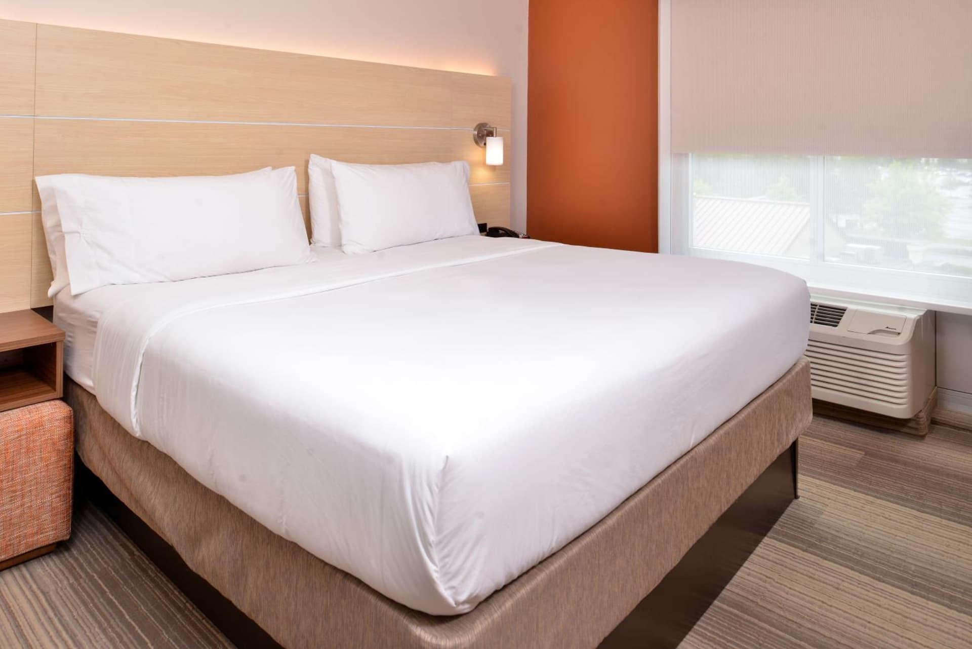 Holiday Inn Express Hotel & Suites Cincinnati - Mason by IHG property views in Mason, OH — gallery photo 3