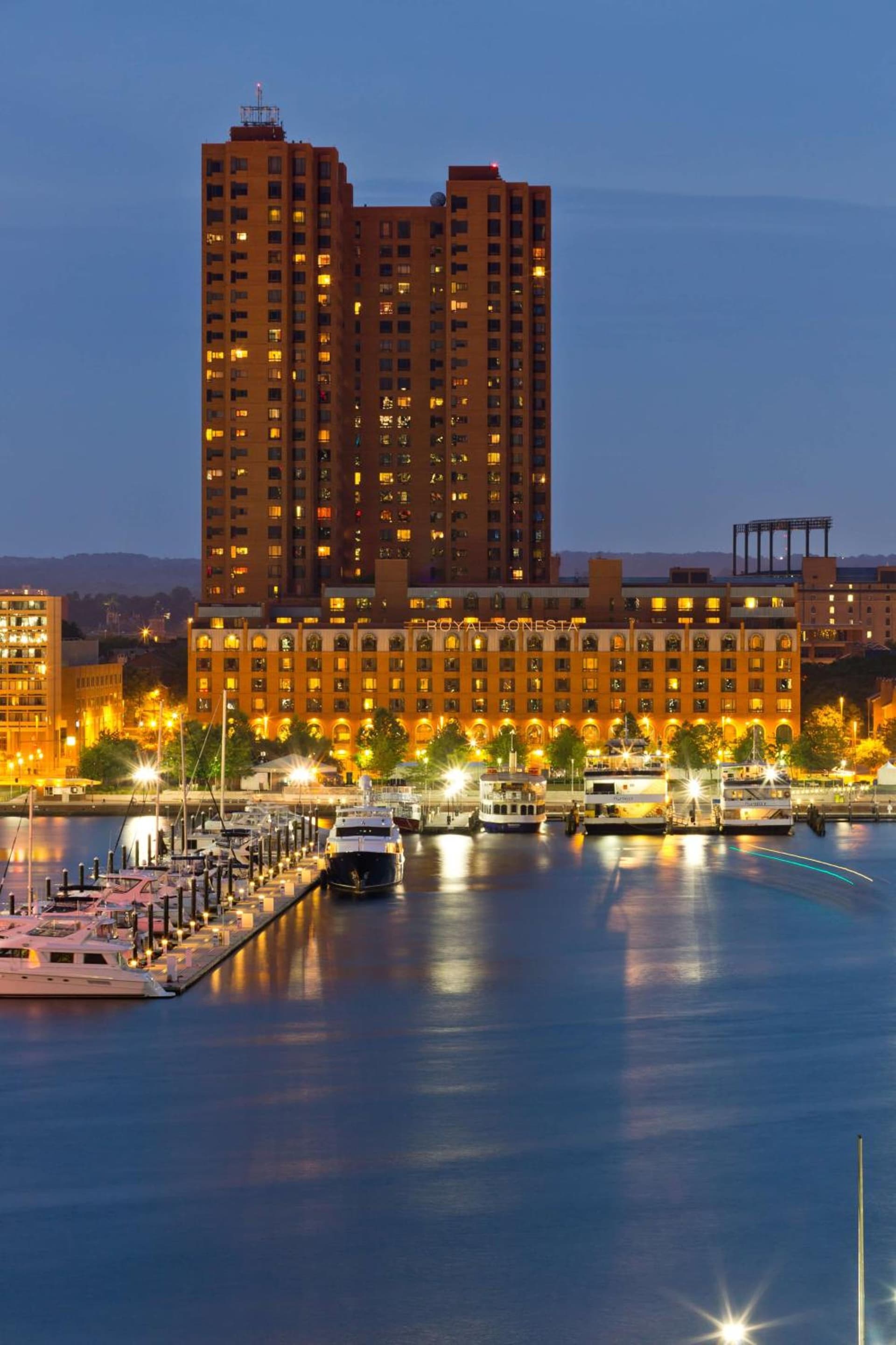The Royal Sonesta Harbor Court Baltimore — hotel in Baltimore, Maryland