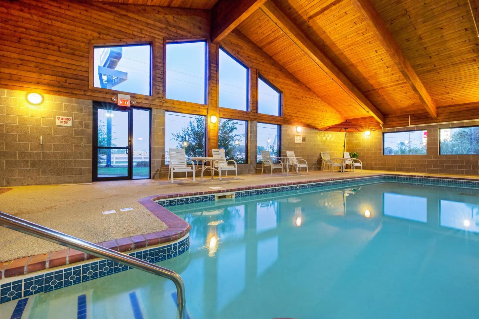 AmericInn by Wyndham Blue Earth interior in Blue Earth, MN — gallery photo 2