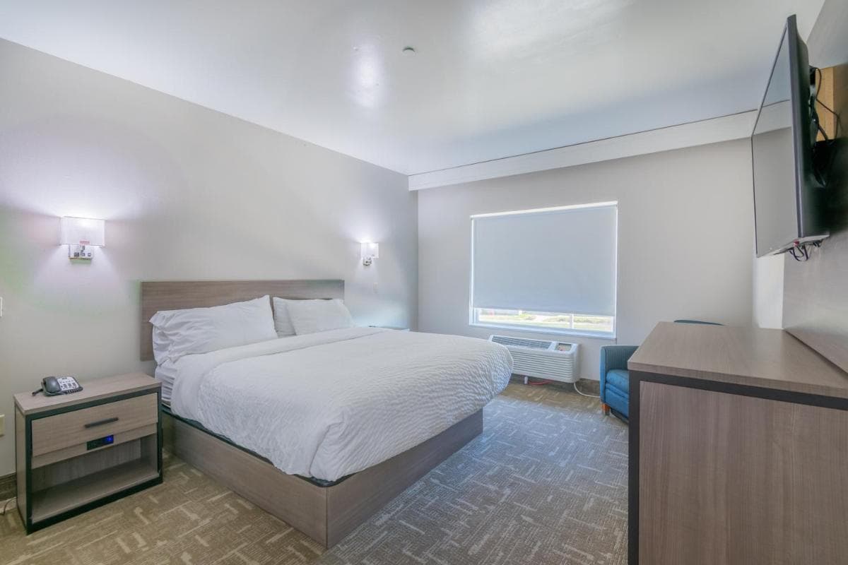 Clarion Pointe Galveston Seawall gallery photo in Galveston, TX — image 30