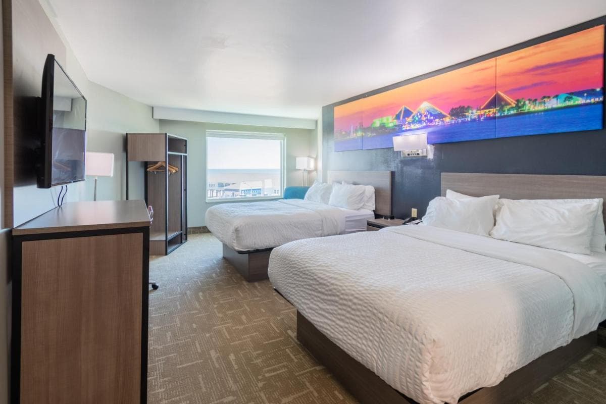 Clarion Pointe Galveston Seawall gallery photo in Galveston, TX — image 31