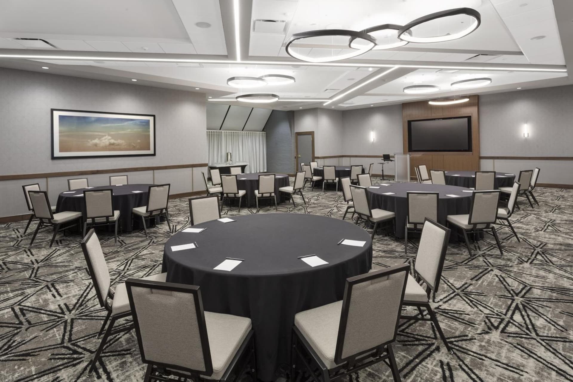 Crowne Plaza Lansing by IHG gallery photo in Lansing, MI — image 33