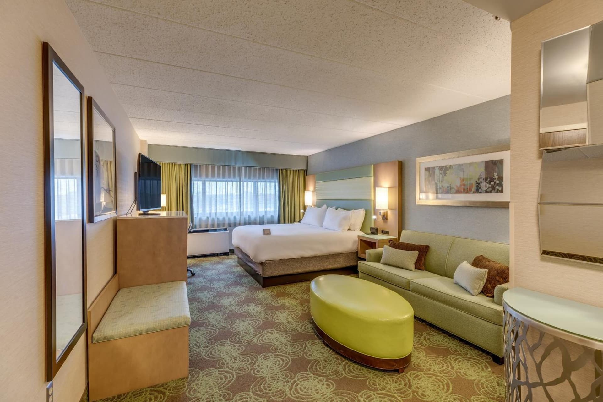 Crowne Plaza Lansing by IHG gallery photo in Lansing, MI — image 55