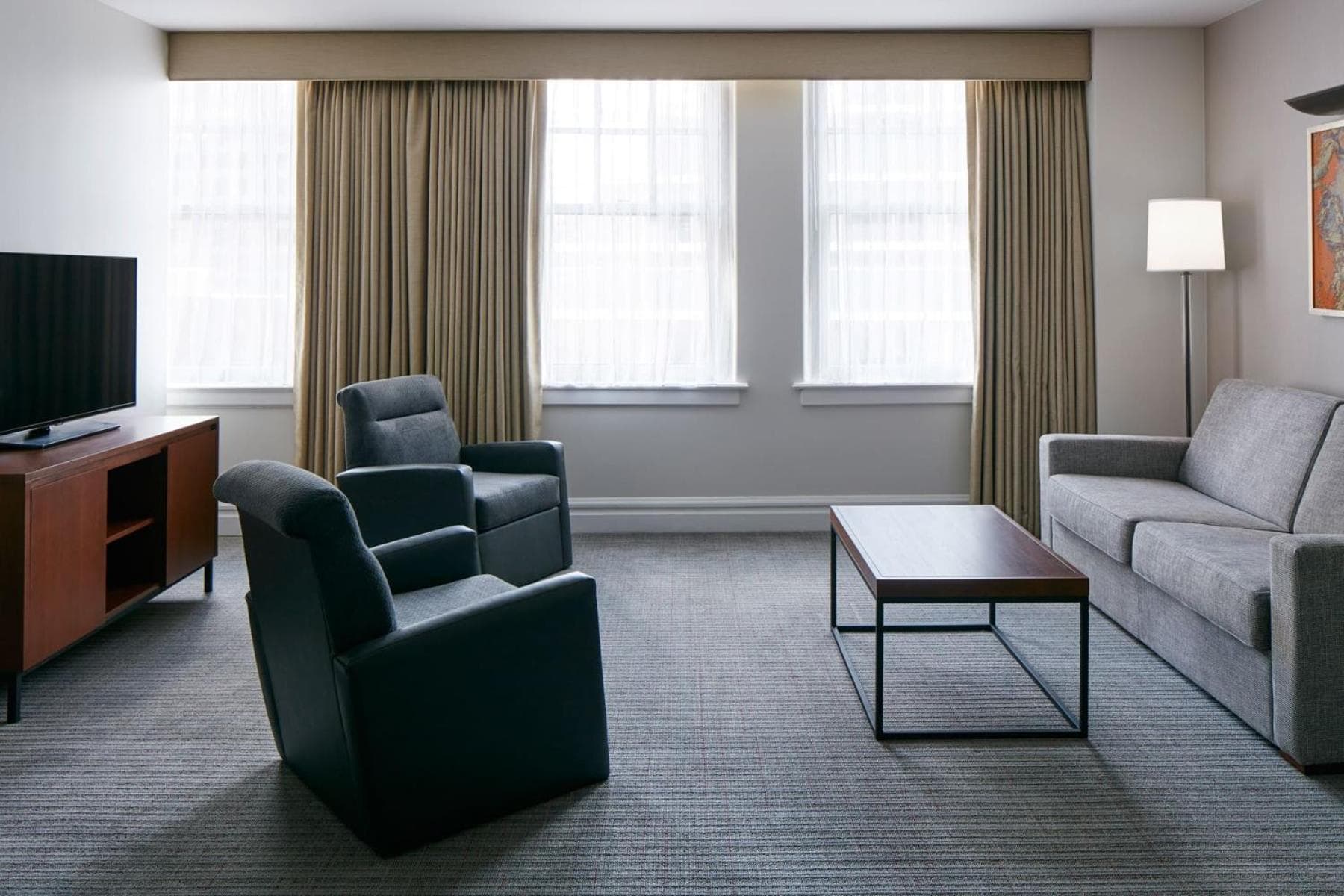 Club Quarters Hotel Downtown, Houston gallery photo in Houston, TX — image 74