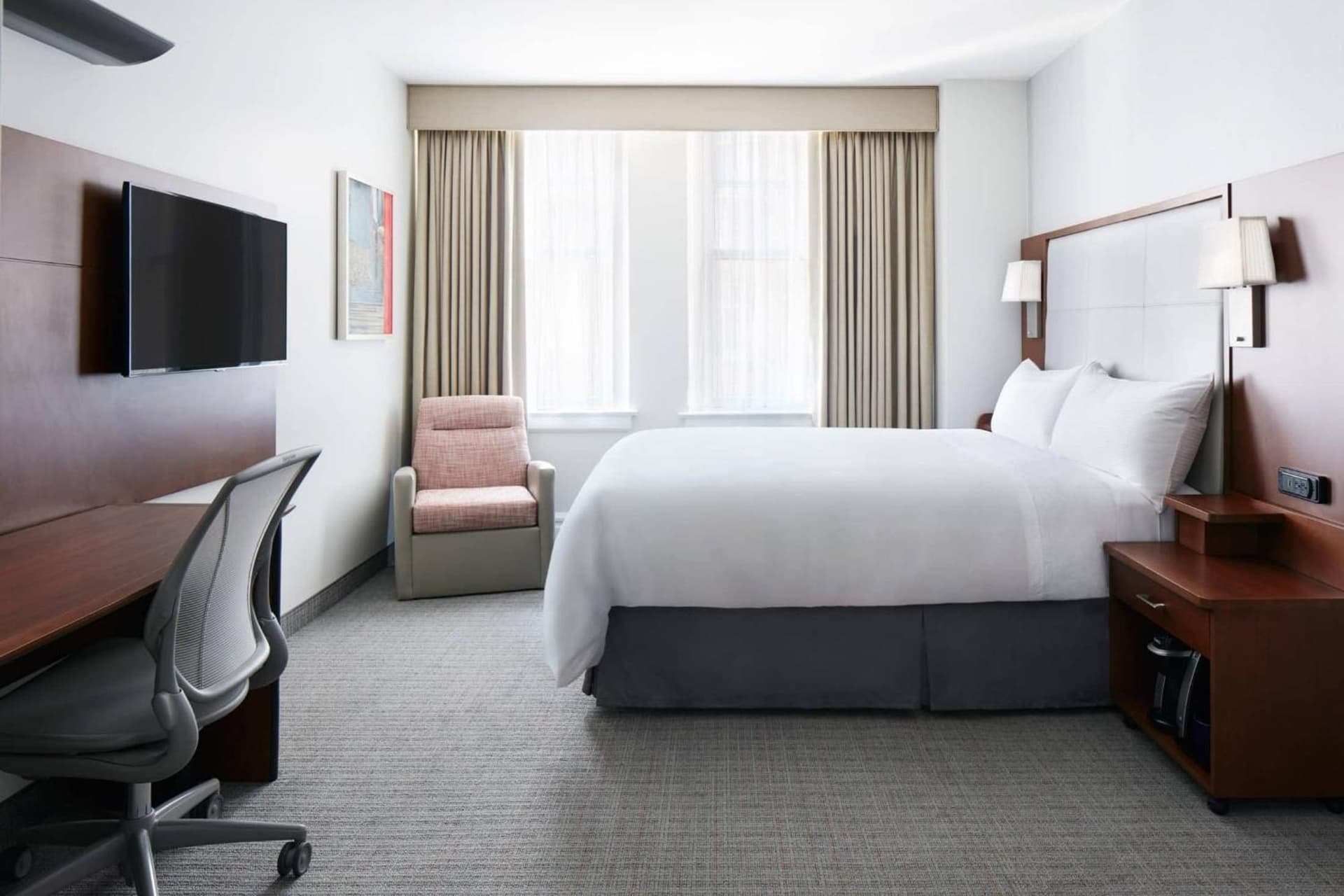 Club Quarters Hotel Downtown, Houston gallery photo in Houston, TX — image 68