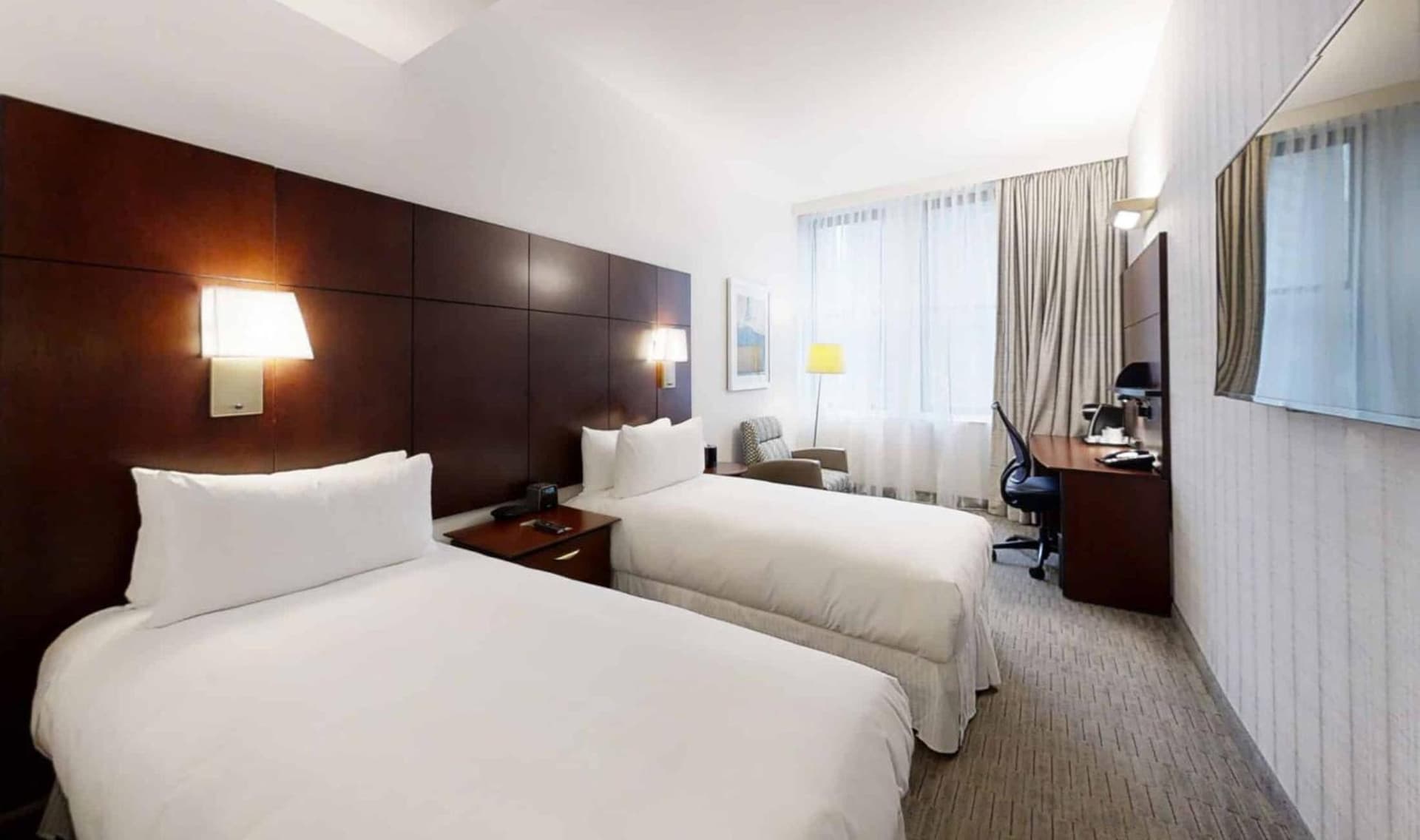 River Hotel gallery photo in Chicago, IL — image 13