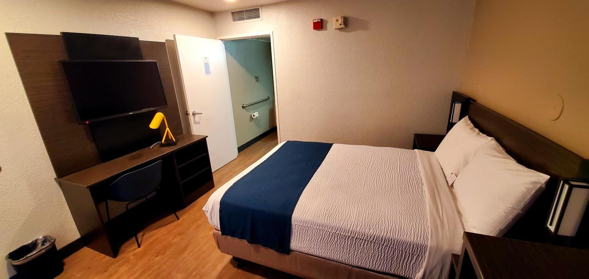 Motel 6-Palmdale, CA gallery photo in Palmdale, CA — image 21