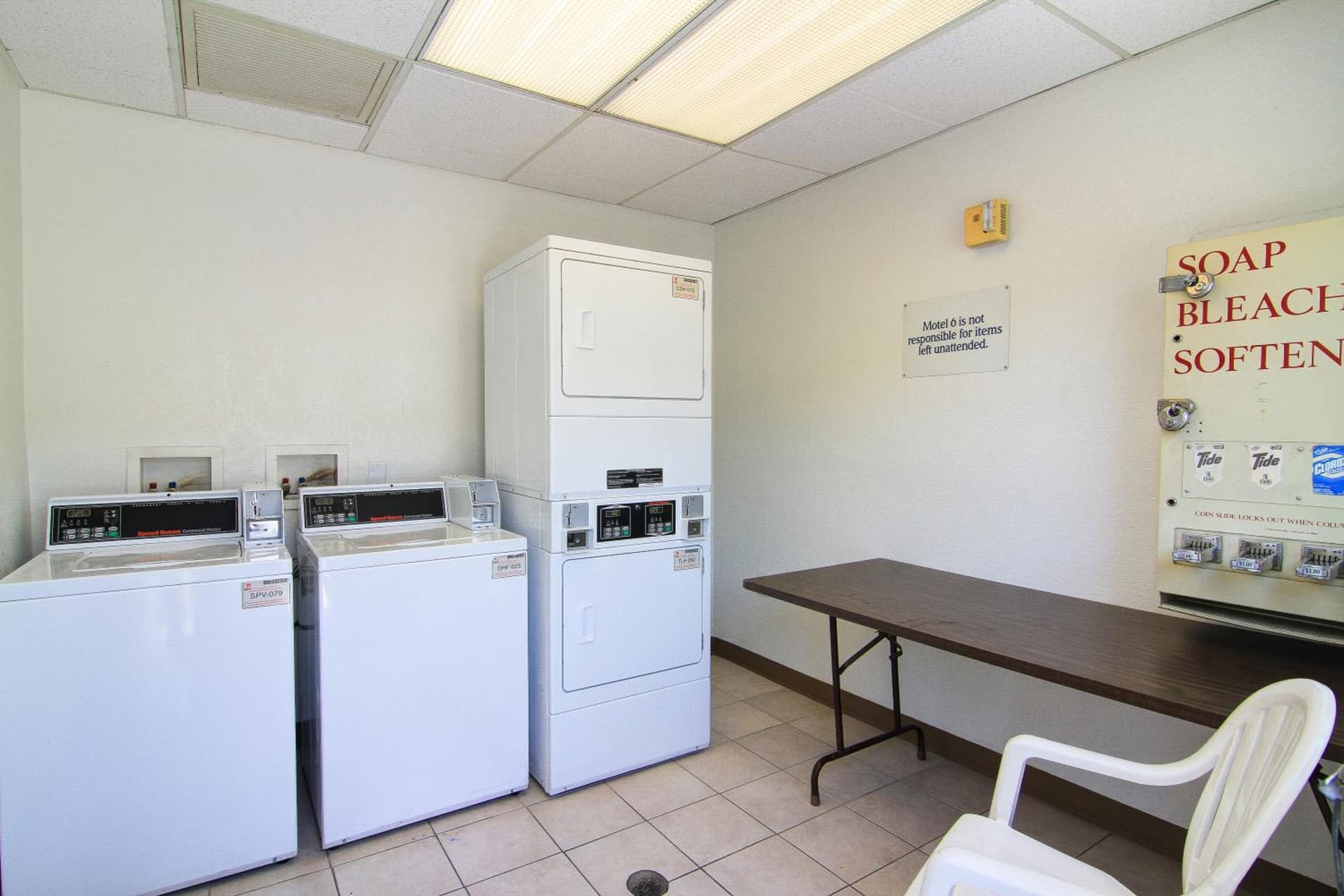 Motel 6 Old town Scottsdale Fashion Square gallery photo in Scottsdale, AZ — image 29