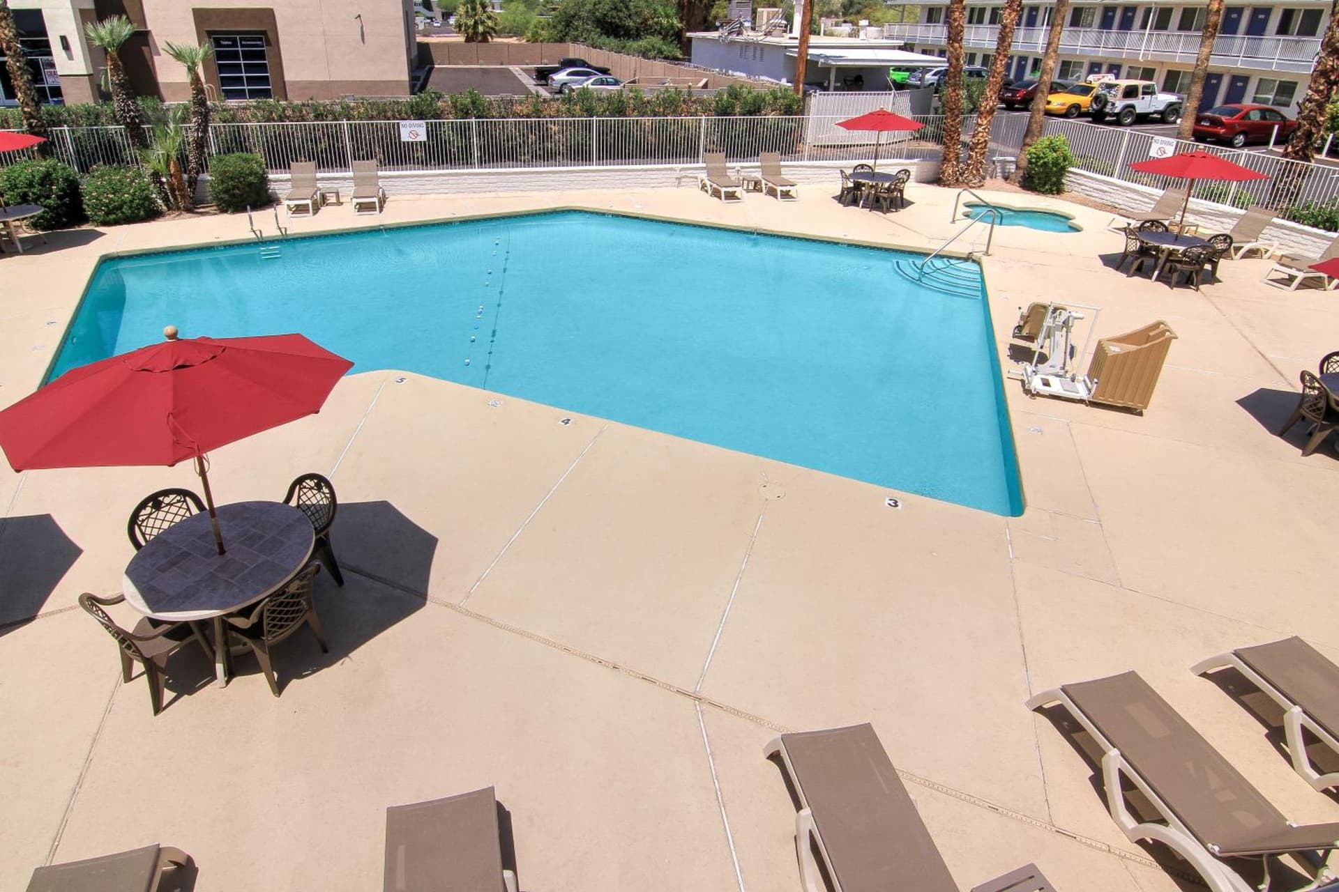 Motel 6 Old town Scottsdale Fashion Square property views in Scottsdale, AZ — gallery photo 3