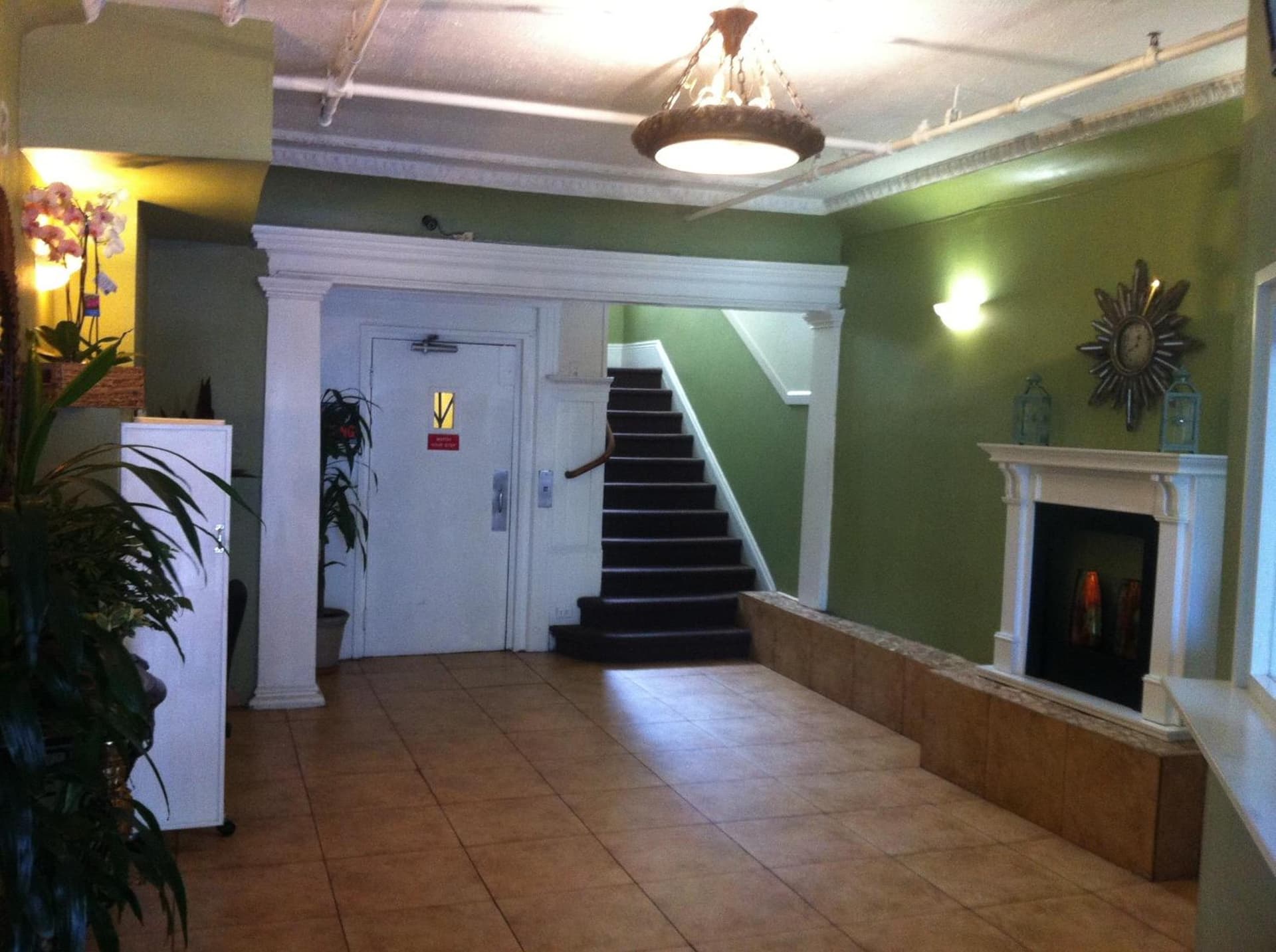 Cable Car Hotel interior in San Francisco, CA — gallery photo 2