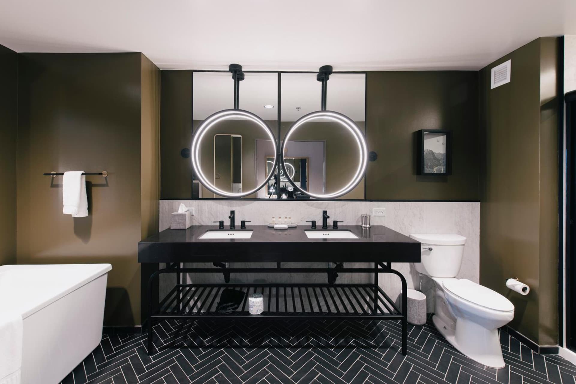 Hotel Indigo - Columbus at Riverfront Place by IHG gallery photo in Columbus, GA — image 18