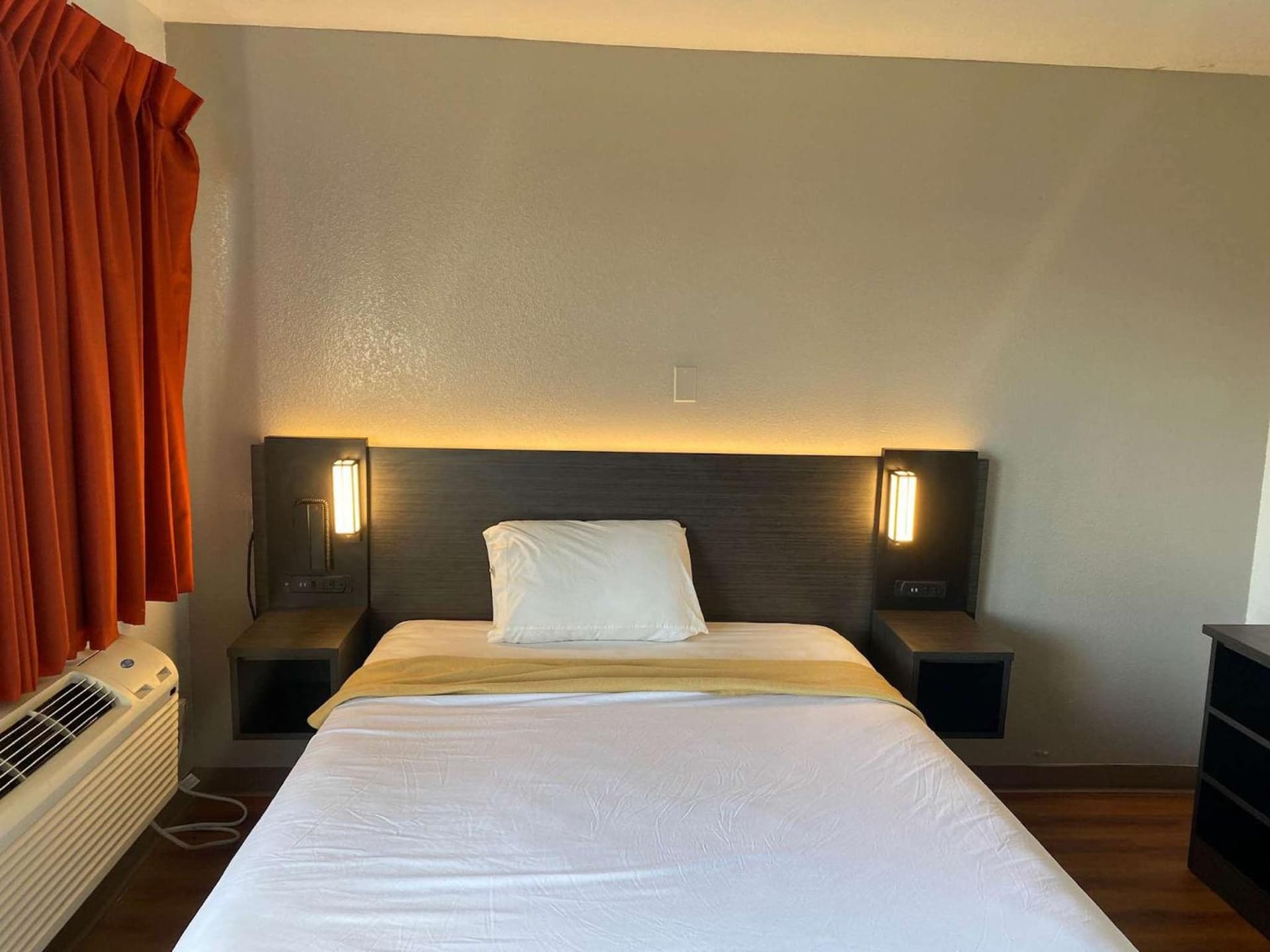 Motel 6 Gulfport, MS Airport gallery photo in Gulfport, MS — image 13