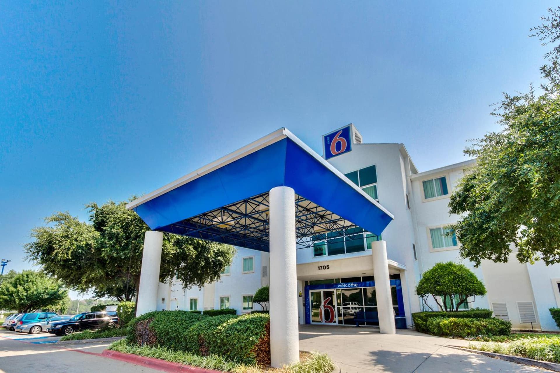 Motel 6-Lewisville, TX - Dallas property views in Lewisville, TX — gallery photo 3