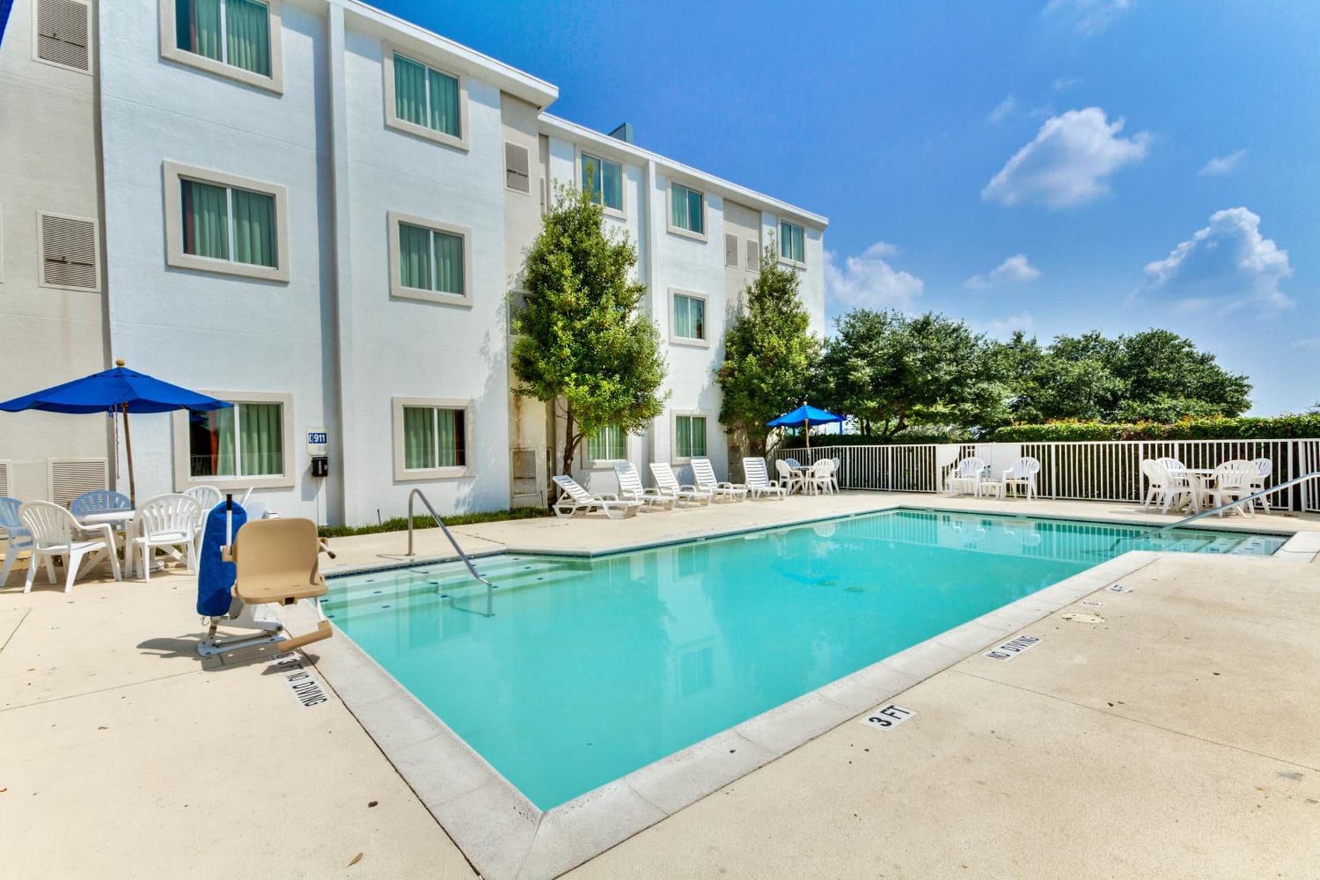 Motel 6-Lewisville, TX - Dallas gallery photo in Lewisville, TX — image 52