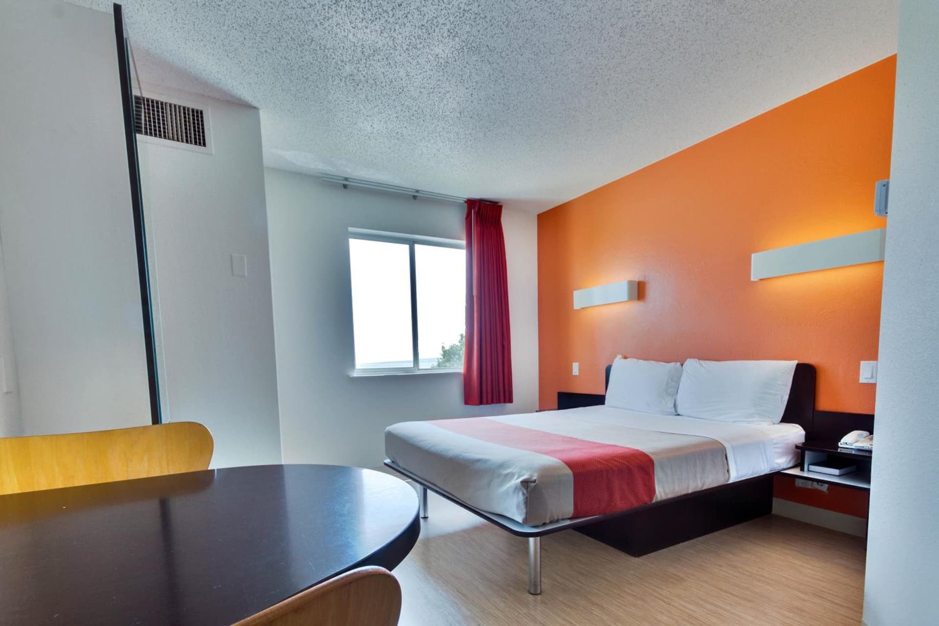 Motel 6-Lewisville, TX - Dallas gallery photo in Lewisville, TX — image 34