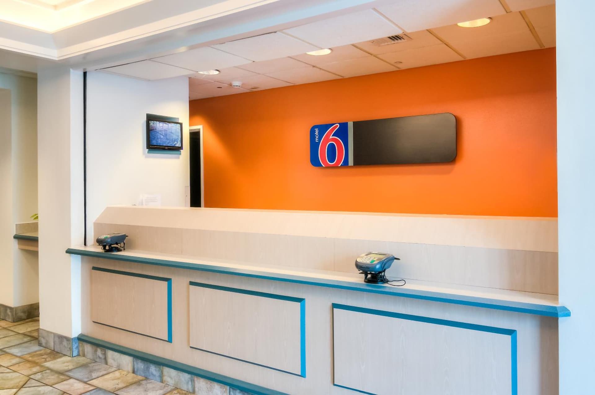 Motel 6-Joliet, IL - Chicago - I-55 gallery photo in Joliet, IL — image 4