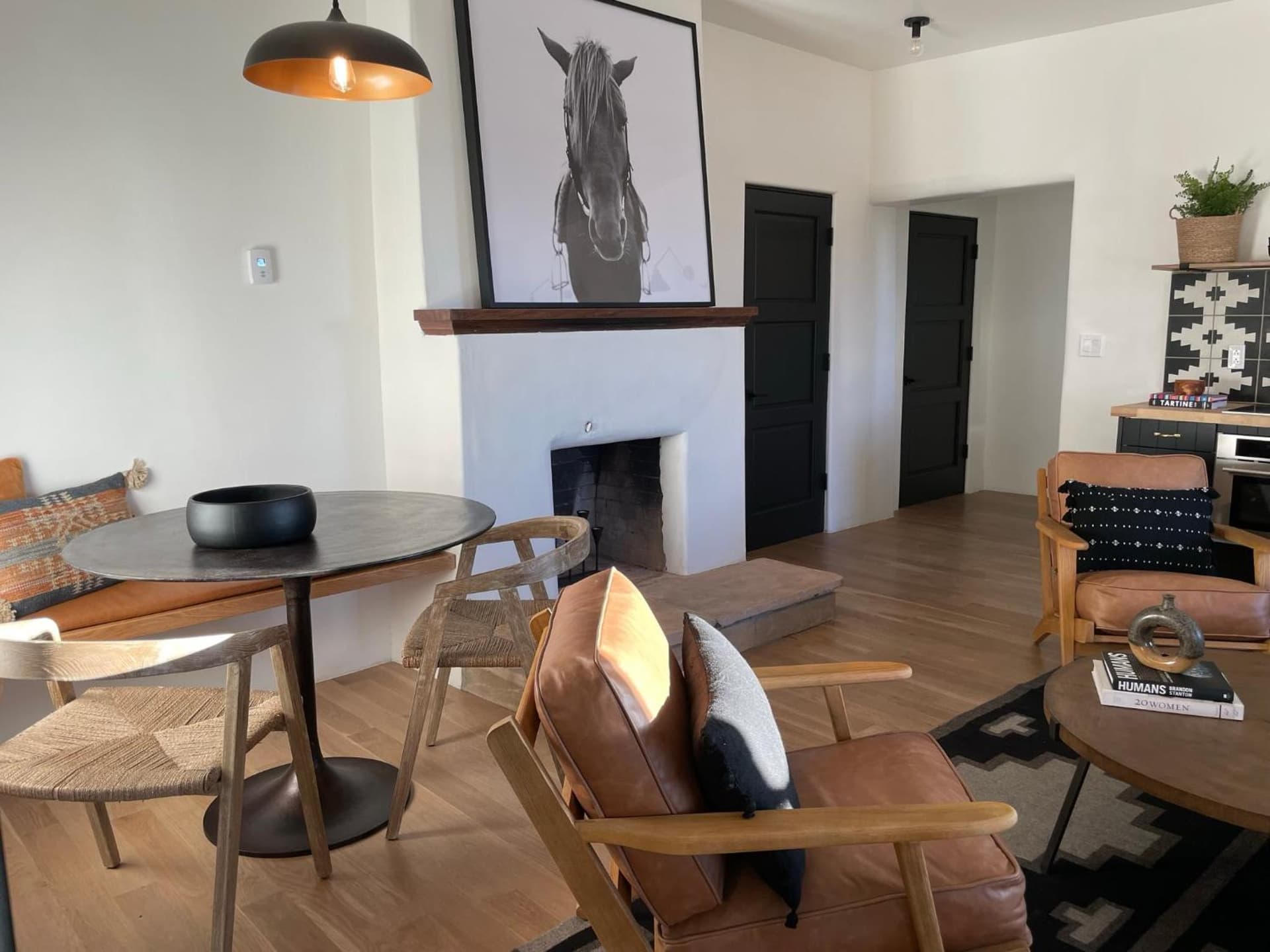 215 Washington interior in Santa Fe, NM — gallery photo 2
