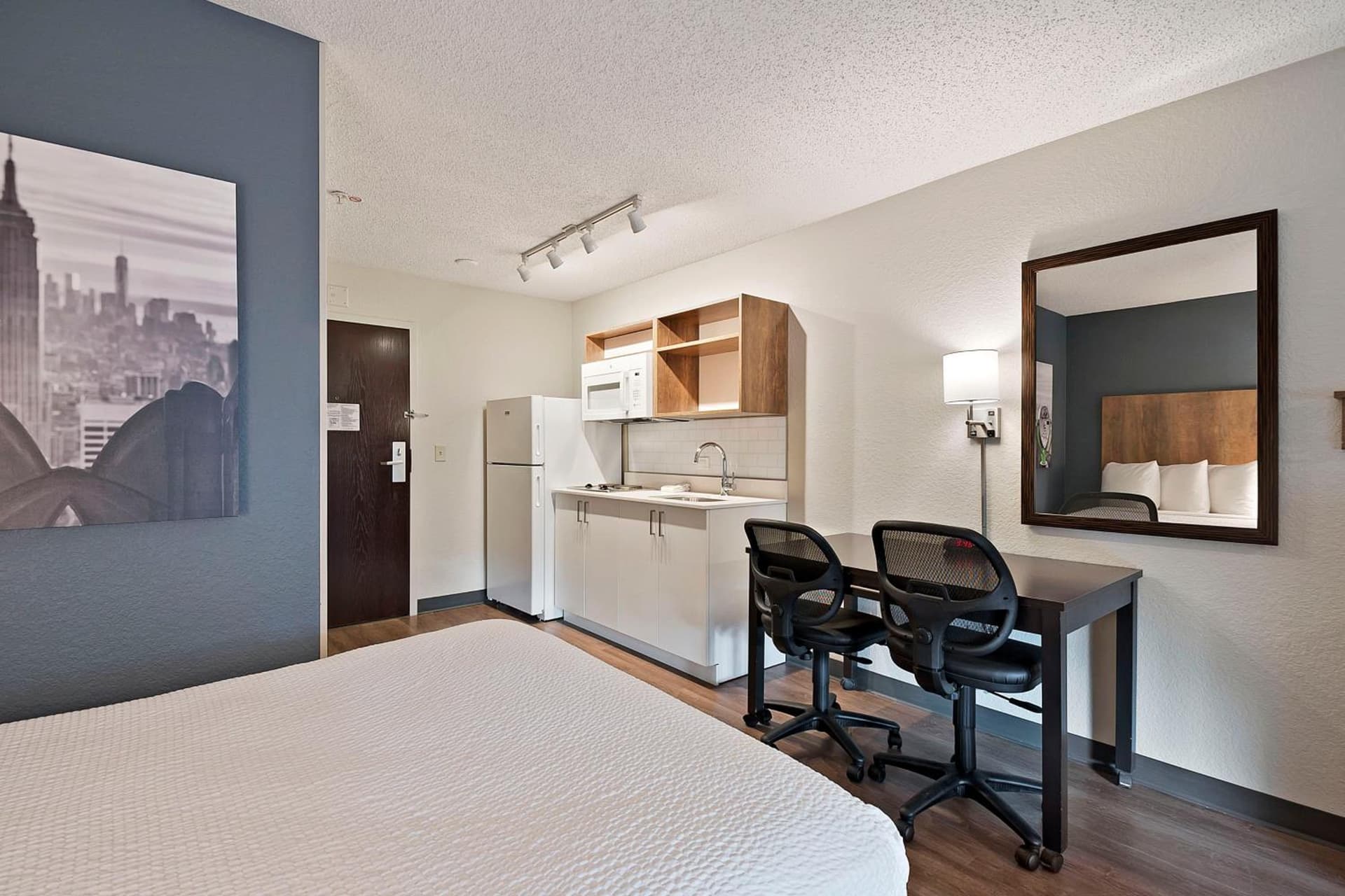 Extended Stay America Suites - Fort Lauderdale - Plantation gallery photo in Plantation, FL — image 19