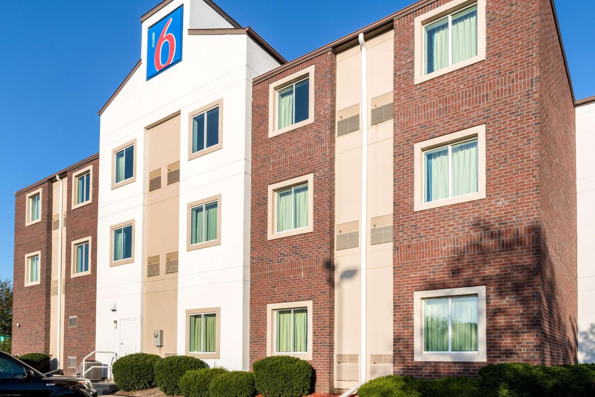 Motel 6-West Des Moines, IA interior in West Des Moines, IA — gallery photo 2