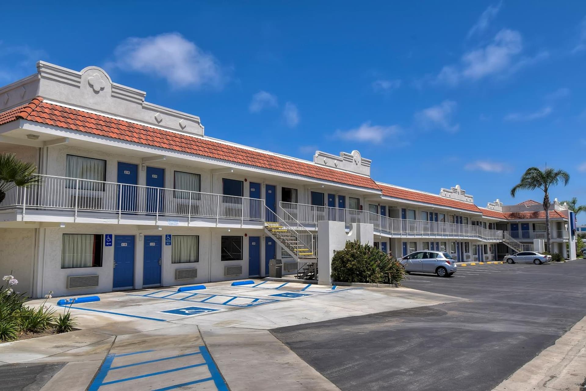 Motel 6-Carlsbad, CA - East Near LEGOLAND gallery photo in Carlsbad, CA — image 6