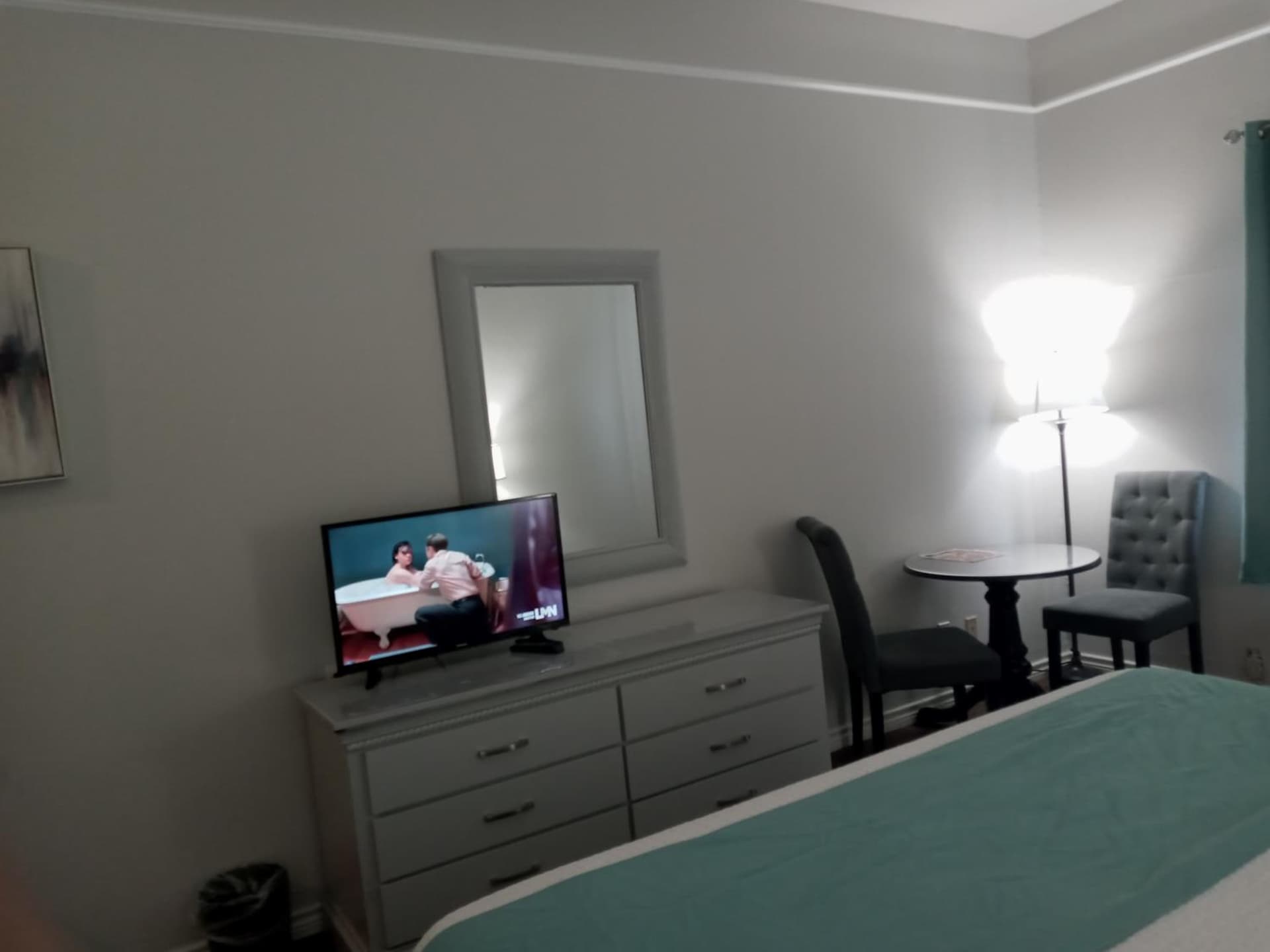 Deluxe Inn & Suites gallery photo in Brownsville, TX — image 6