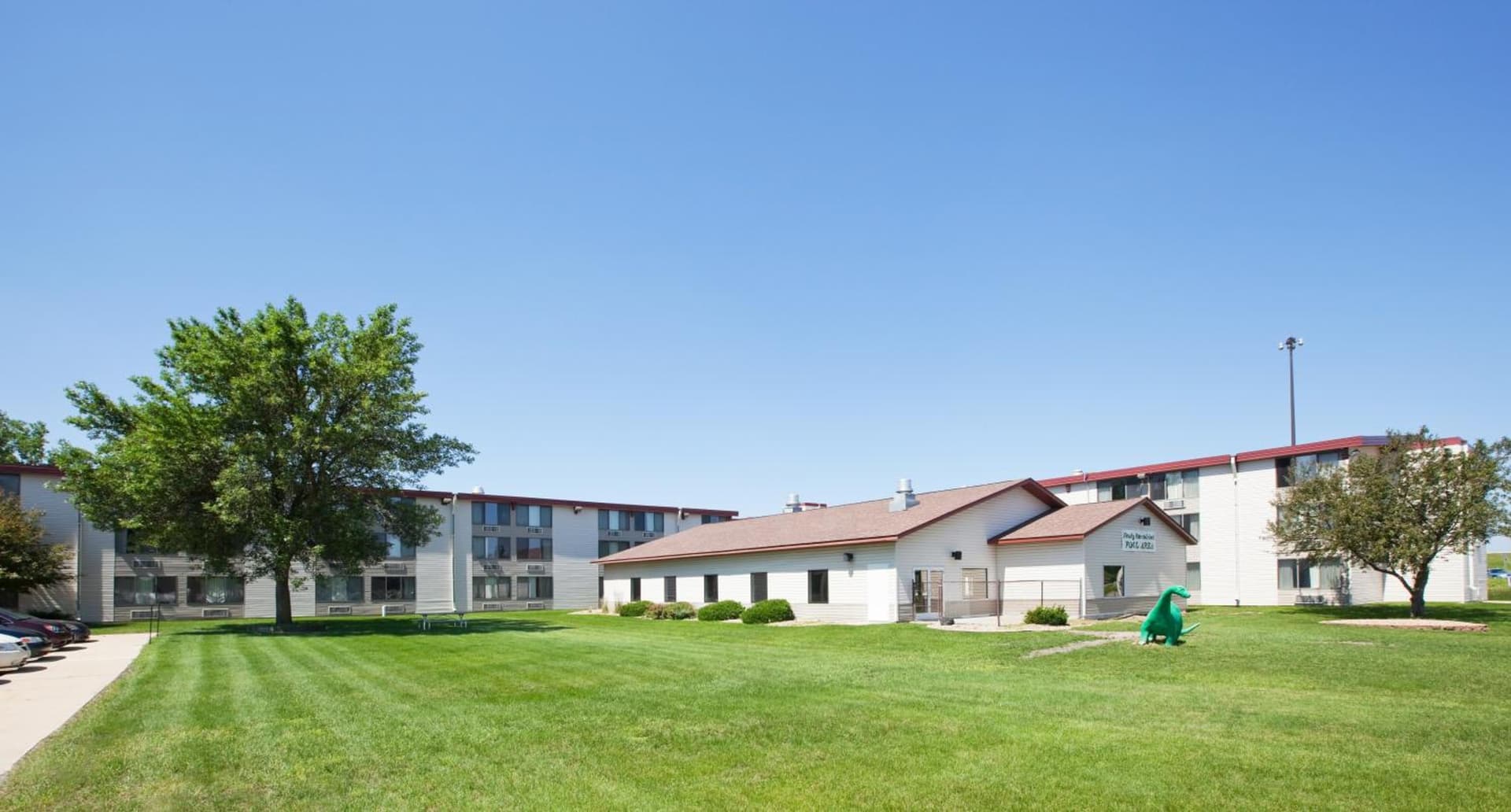 Med City Inn & Suites Rochester Mayo Clinic Area property views in Rochester, MN — gallery photo 3