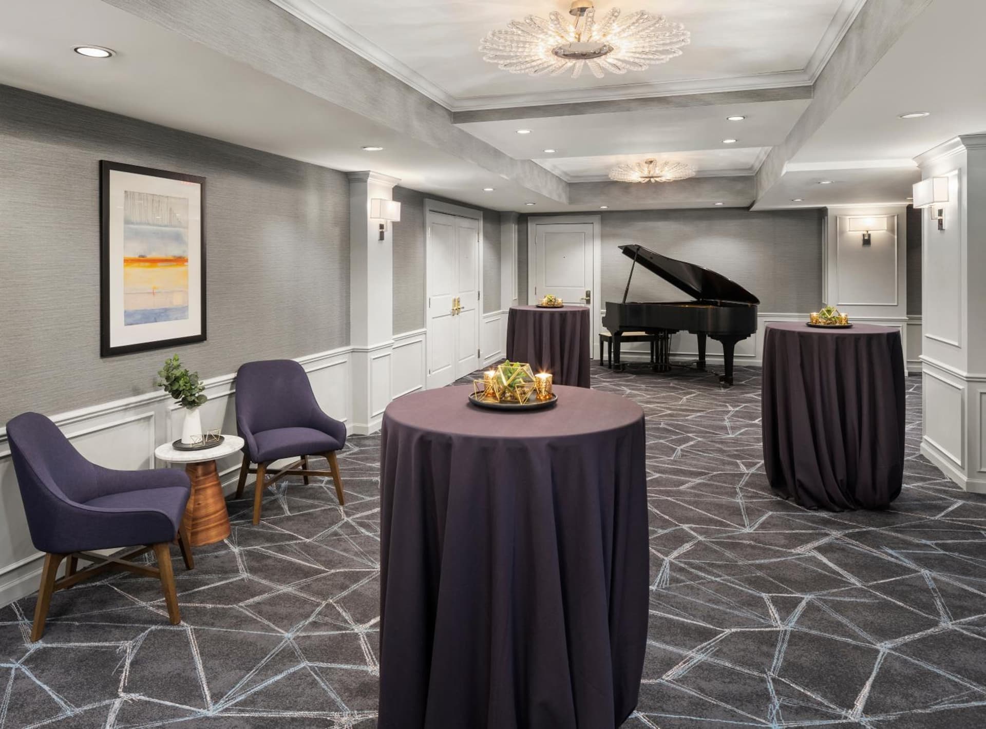 Hyatt Centric Downtown Minneapolis interior in Minneapolis, MN — gallery photo 2