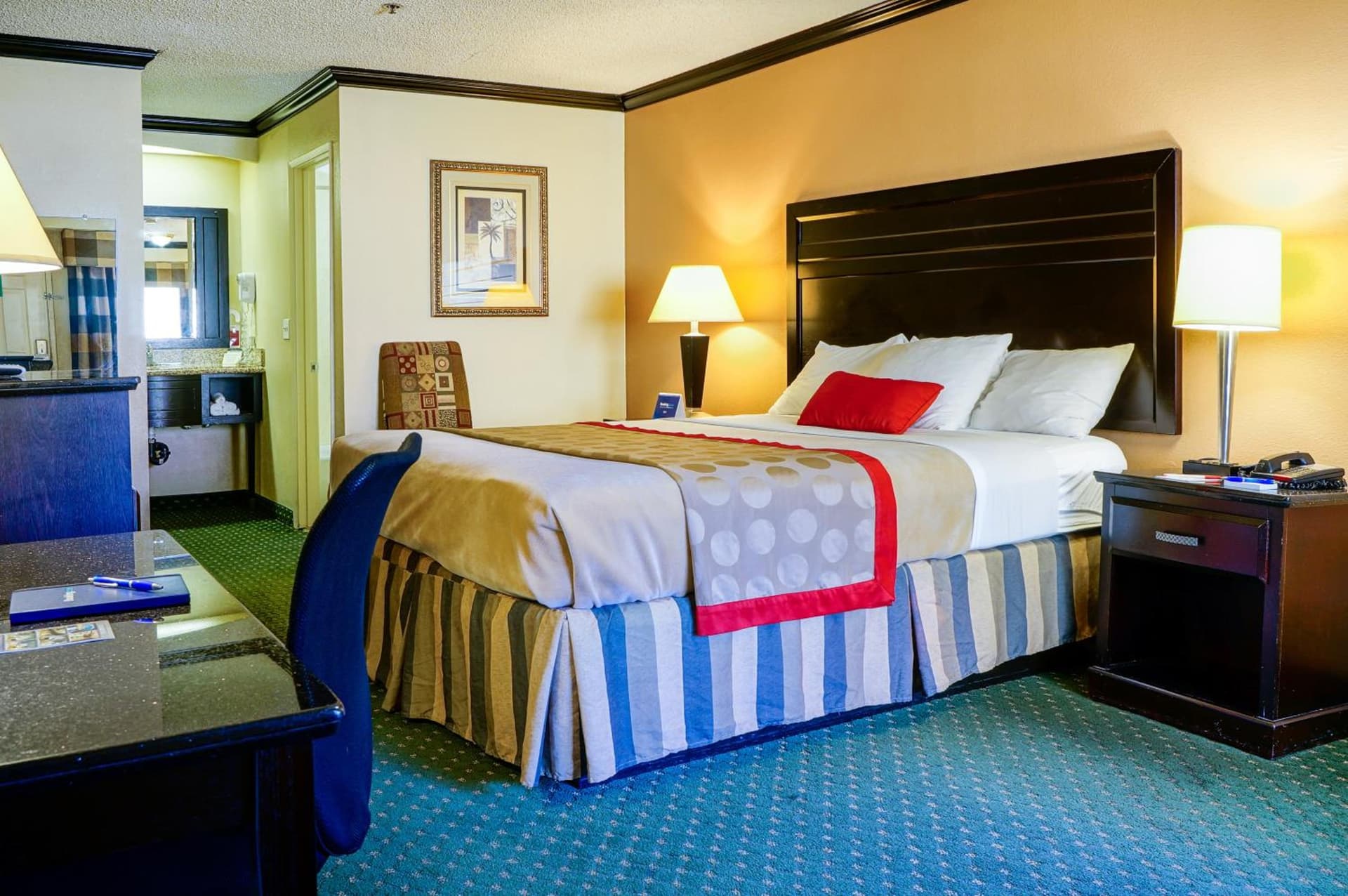 Ramada by Wyndham Ontario Airport & Convention Center gallery photo in Ontario, CA — image 35