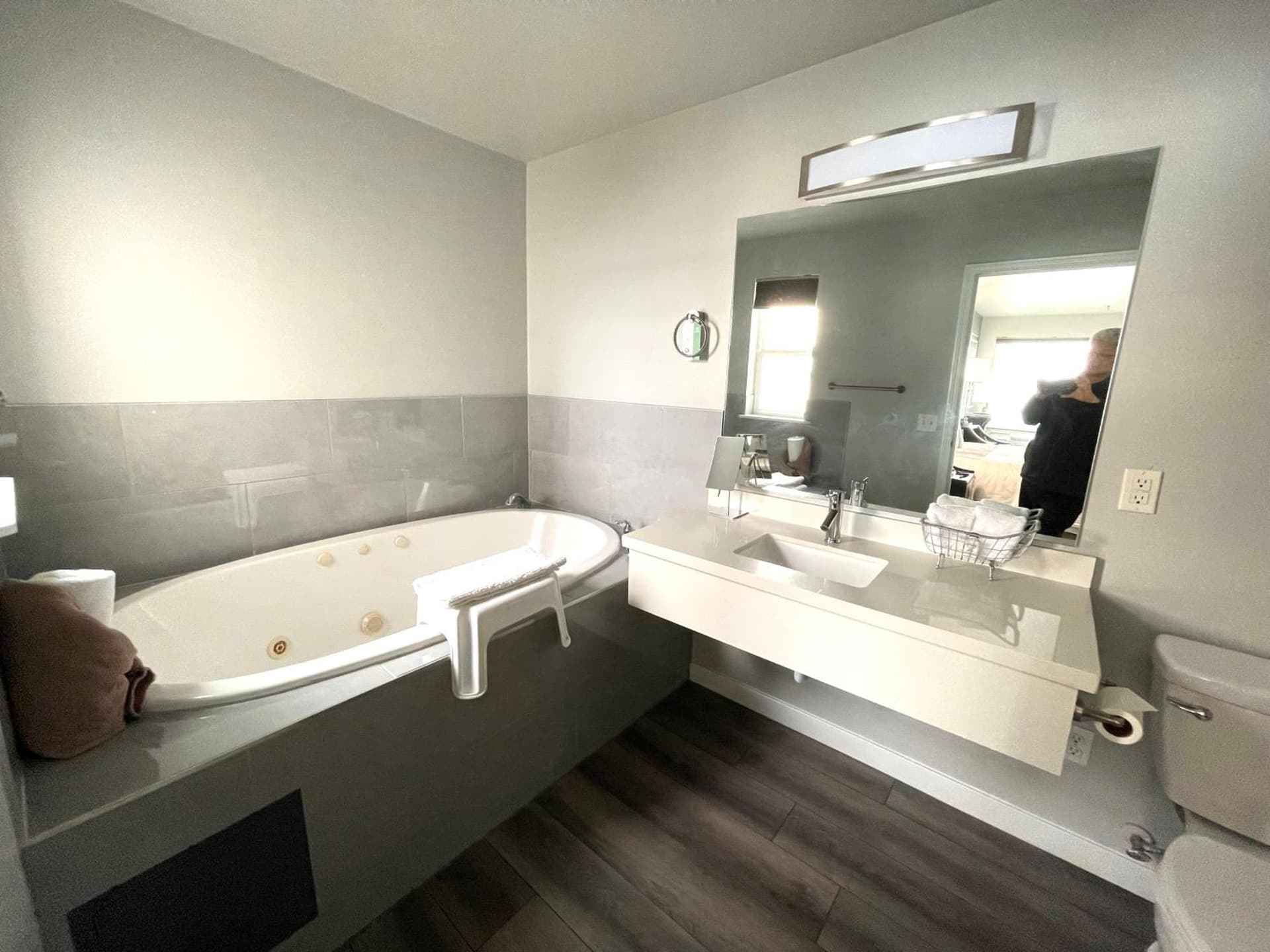 Tides Inn & Suites gallery photo in Port Townsend, WA — image 27