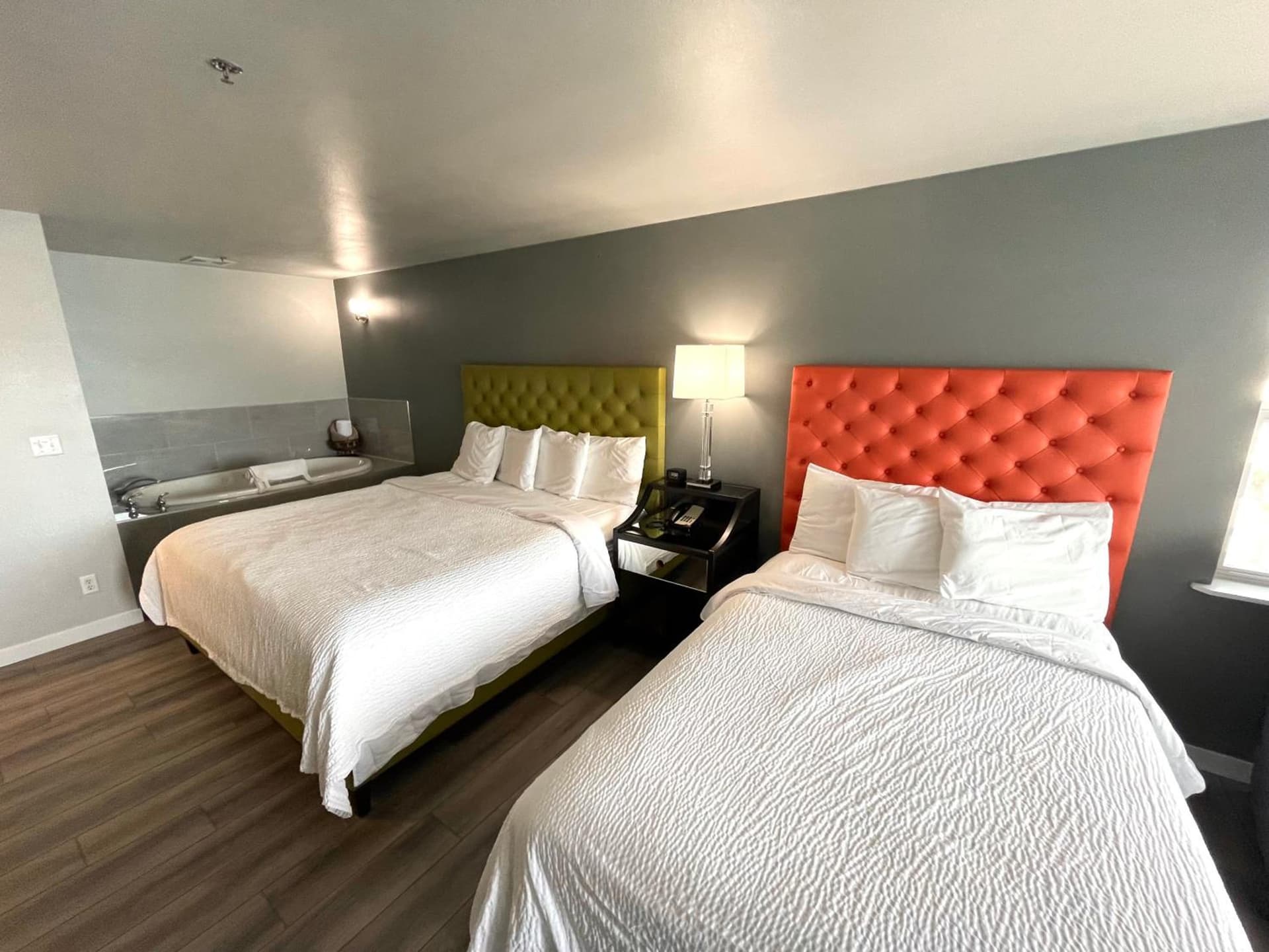 Tides Inn & Suites gallery photo in Port Townsend, WA — image 22